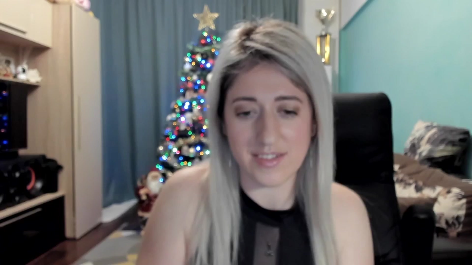 Gallery image thumbnail from SweetDelia_'s myfreecams stream on, 12/14/2025, 24:58 image 3 of 20