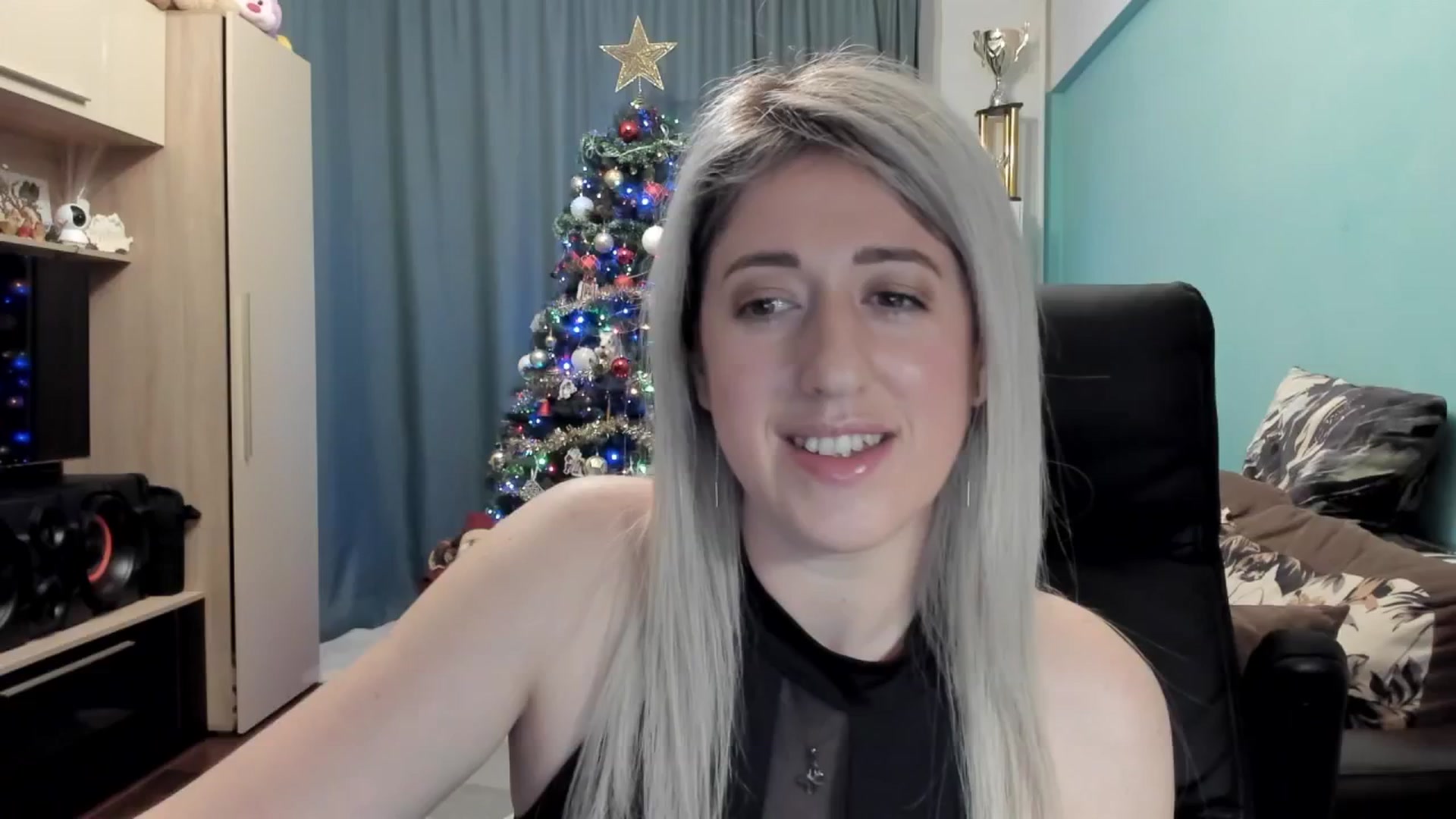 Gallery image thumbnail from SweetDelia_'s myfreecams stream on, 12/14/2025, 24:58 image 6 of 20