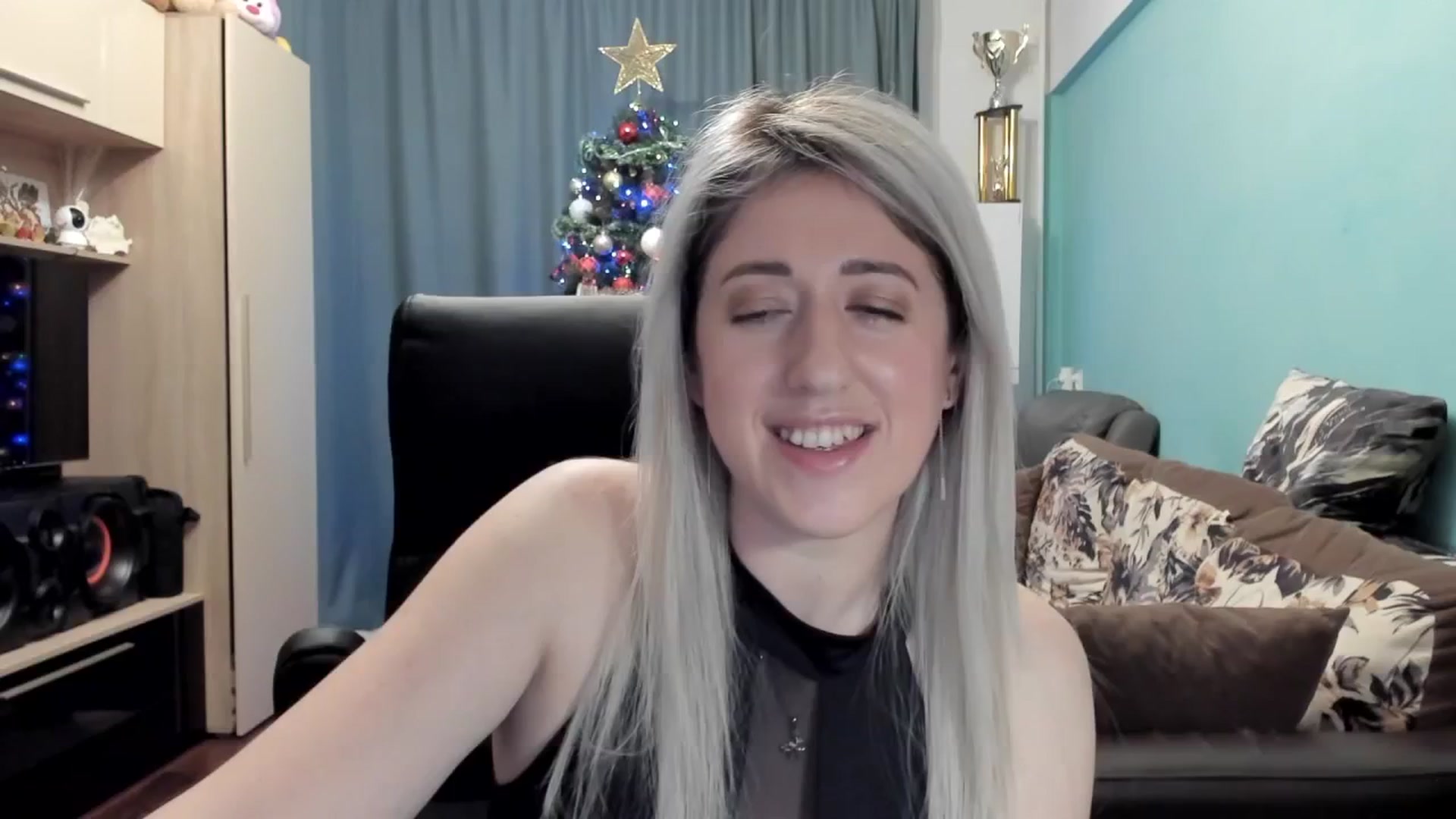 Gallery image thumbnail from SweetDelia_'s myfreecams stream on, 12/14/2025, 01:42 image 4 of 20