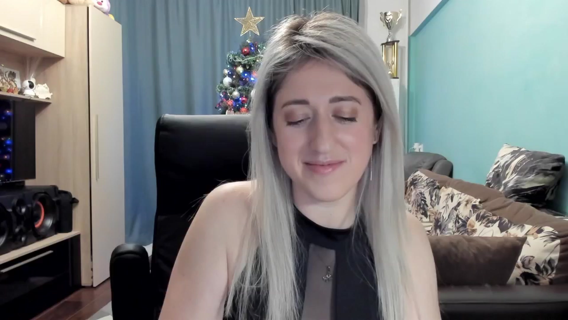 Gallery image thumbnail from SweetDelia_'s myfreecams stream on, 12/14/2025, 01:42 image 3 of 20