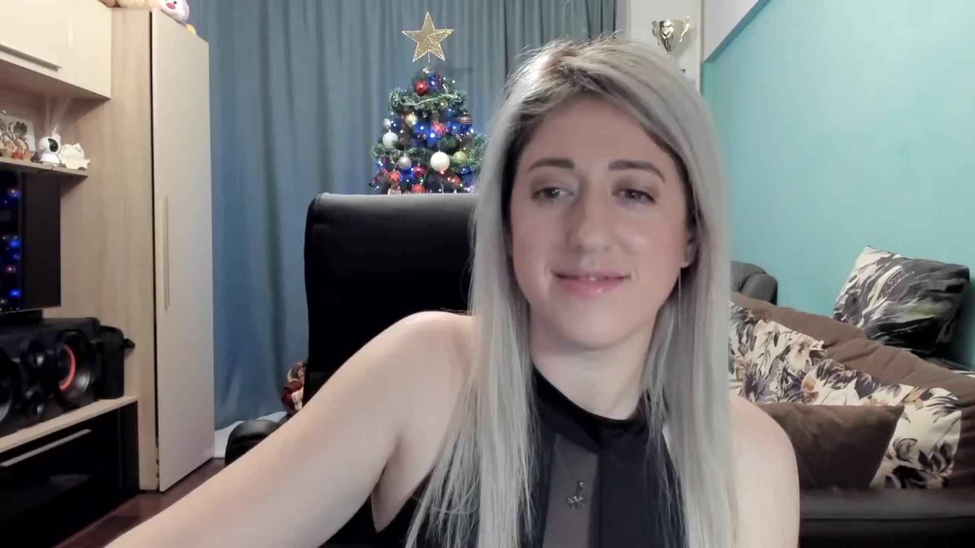 Gallery image thumbnail from SweetDelia_'s myfreecams stream on, 12/14/2025, 01:42 image 10 of 20