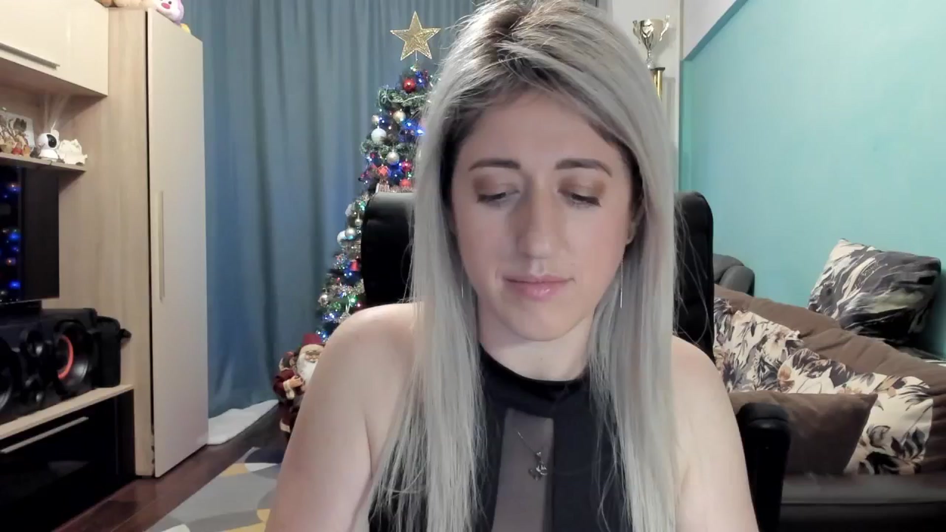 Gallery image thumbnail from SweetDelia_'s myfreecams stream on, 12/14/2025, 01:42 image 15 of 20
