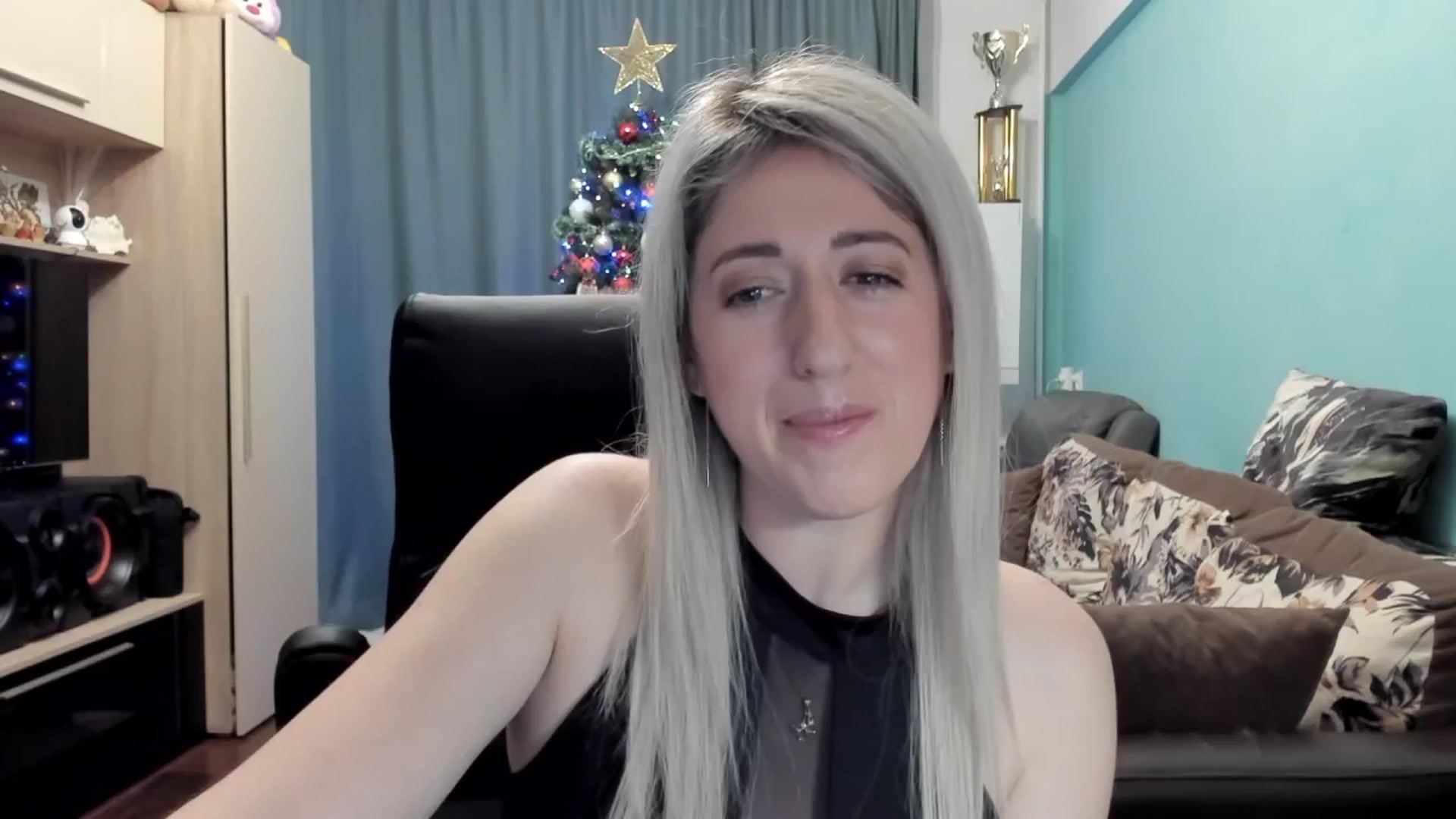 Gallery image thumbnail from SweetDelia_'s myfreecams stream on, 12/14/2025, 01:42 image 1 of 20