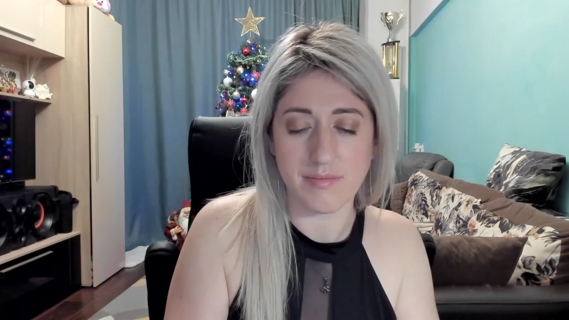 Gallery image thumbnail from SweetDelia_'s myfreecams stream on, 12/14/2025, 02:30 image 4 of 20