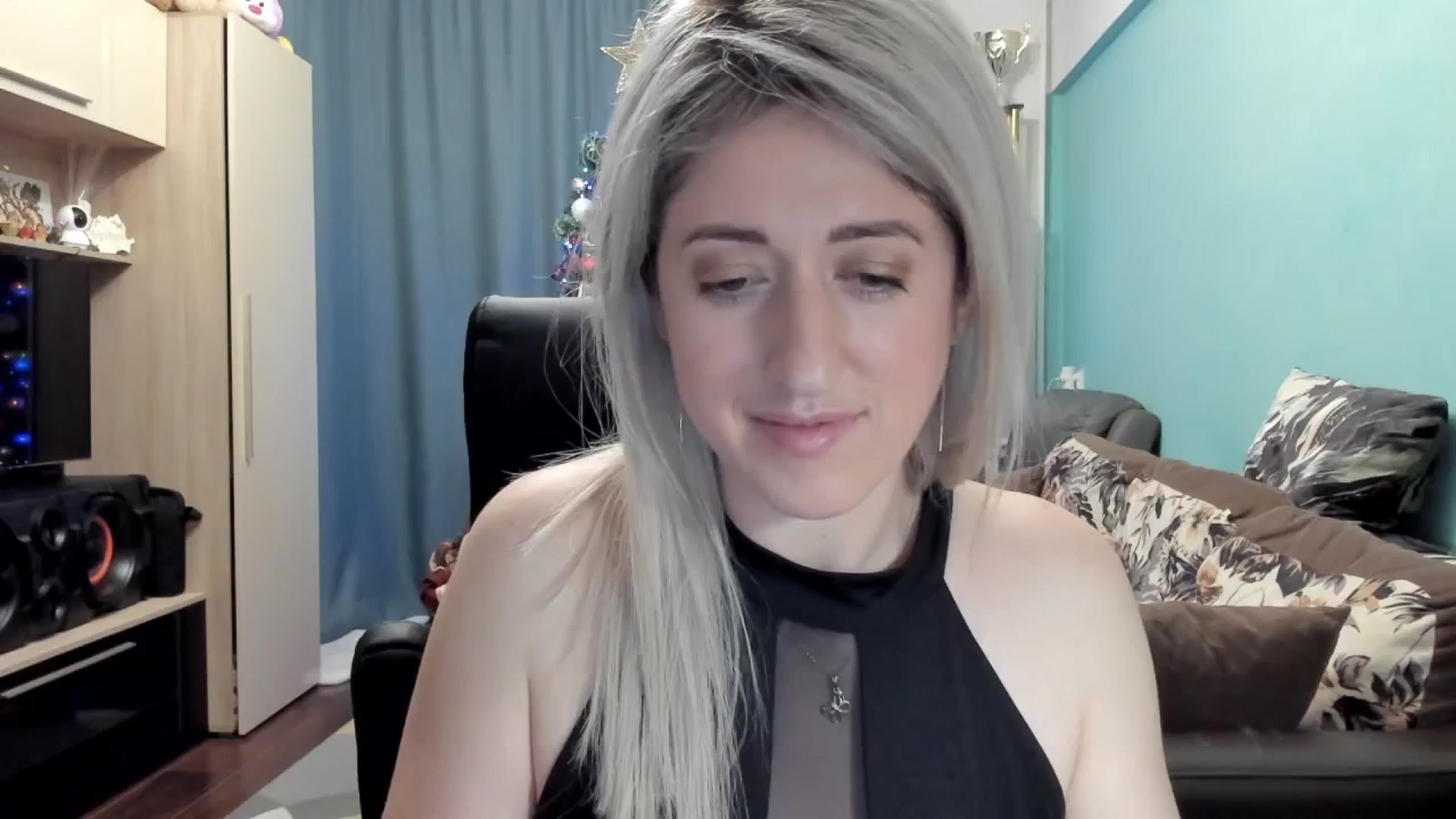 Gallery image thumbnail from SweetDelia_'s myfreecams stream on, 12/14/2025, 02:30 image 7 of 20