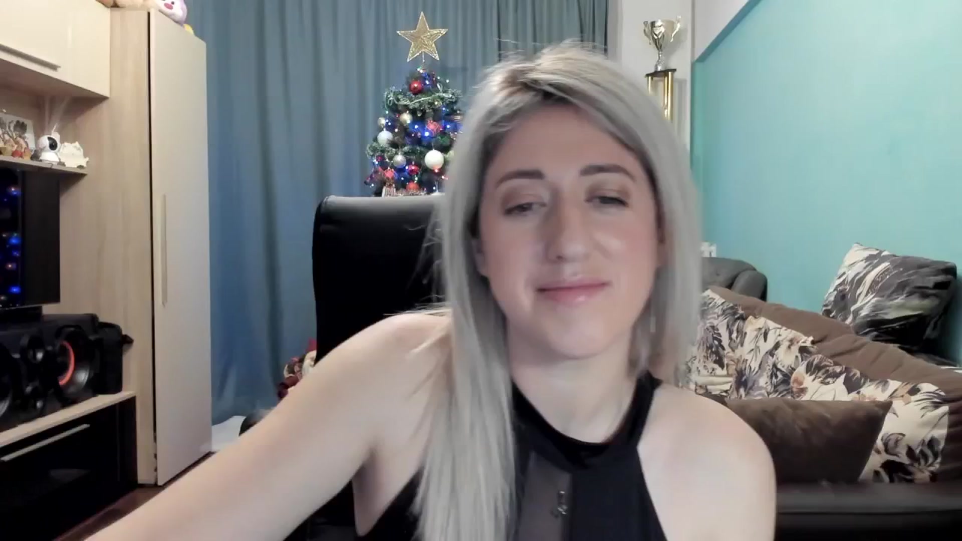 Gallery image thumbnail from SweetDelia_'s myfreecams stream on, 12/14/2025, 02:30 image 12 of 20