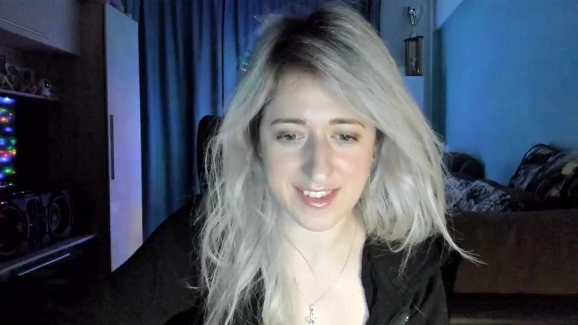 Gallery image thumbnail from SweetDelia_'s myfreecams stream on, 12/21/2025, 01:49 image 17 of 20
