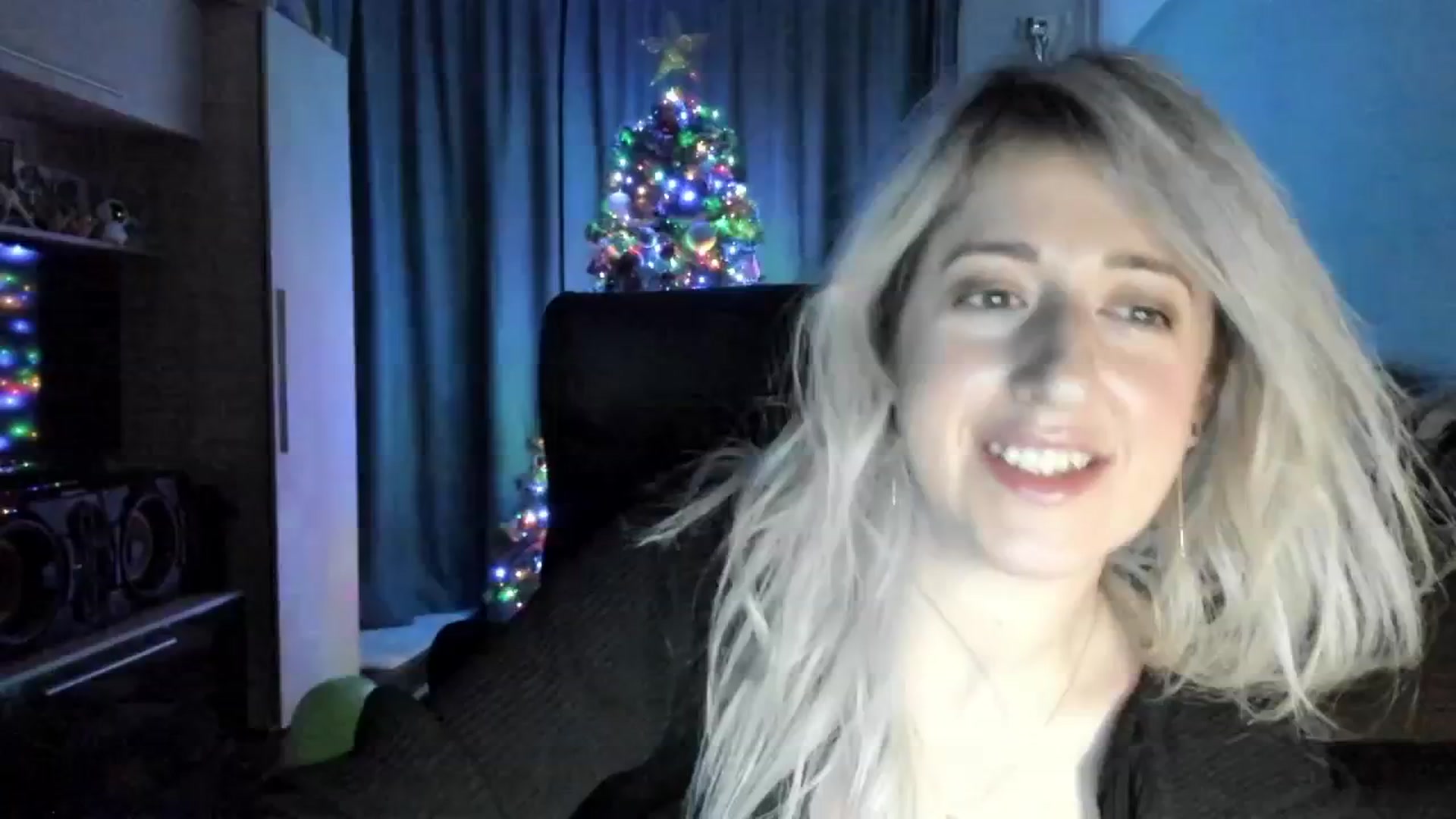 Gallery image thumbnail from SweetDelia_'s myfreecams stream on, 12/21/2025, 01:49 image 18 of 20
