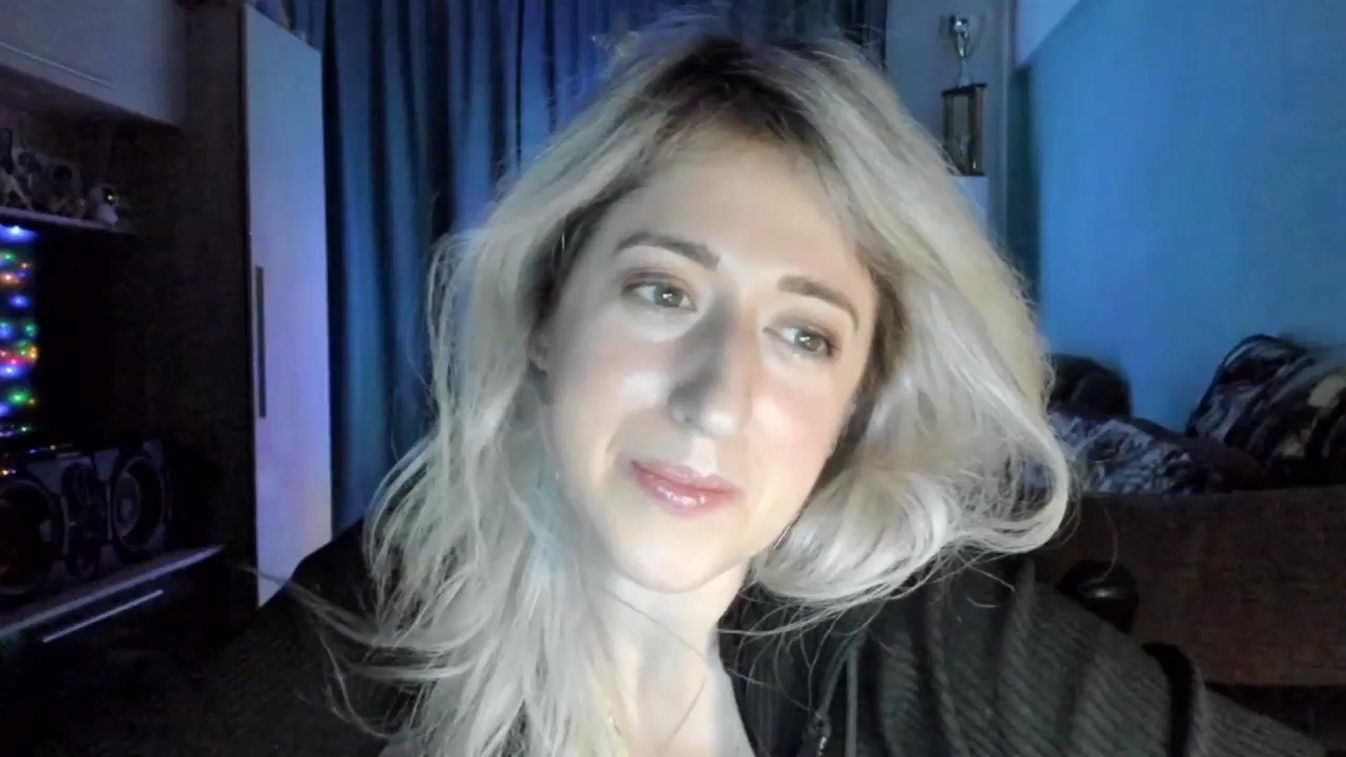 Gallery image thumbnail from SweetDelia_'s myfreecams stream on, 12/21/2025, 01:49 image 15 of 20
