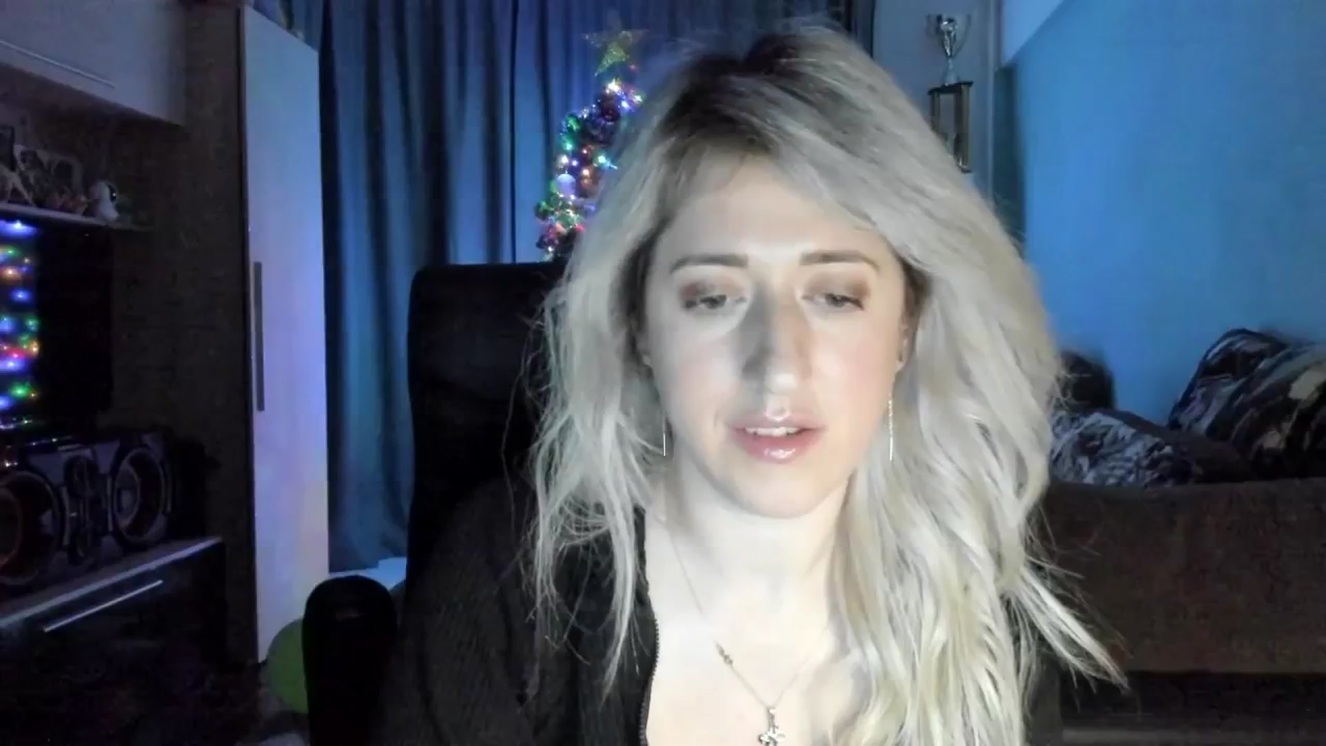 Gallery image thumbnail from SweetDelia_'s myfreecams stream on, 12/21/2025, 01:49 image 7 of 20