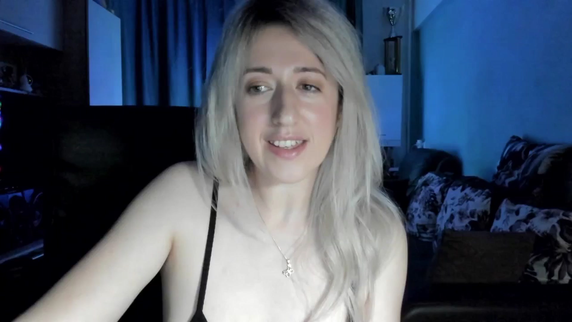 Gallery image thumbnail from SweetDelia_'s myfreecams stream on, 12/23/2025, 23:21 image 3 of 20