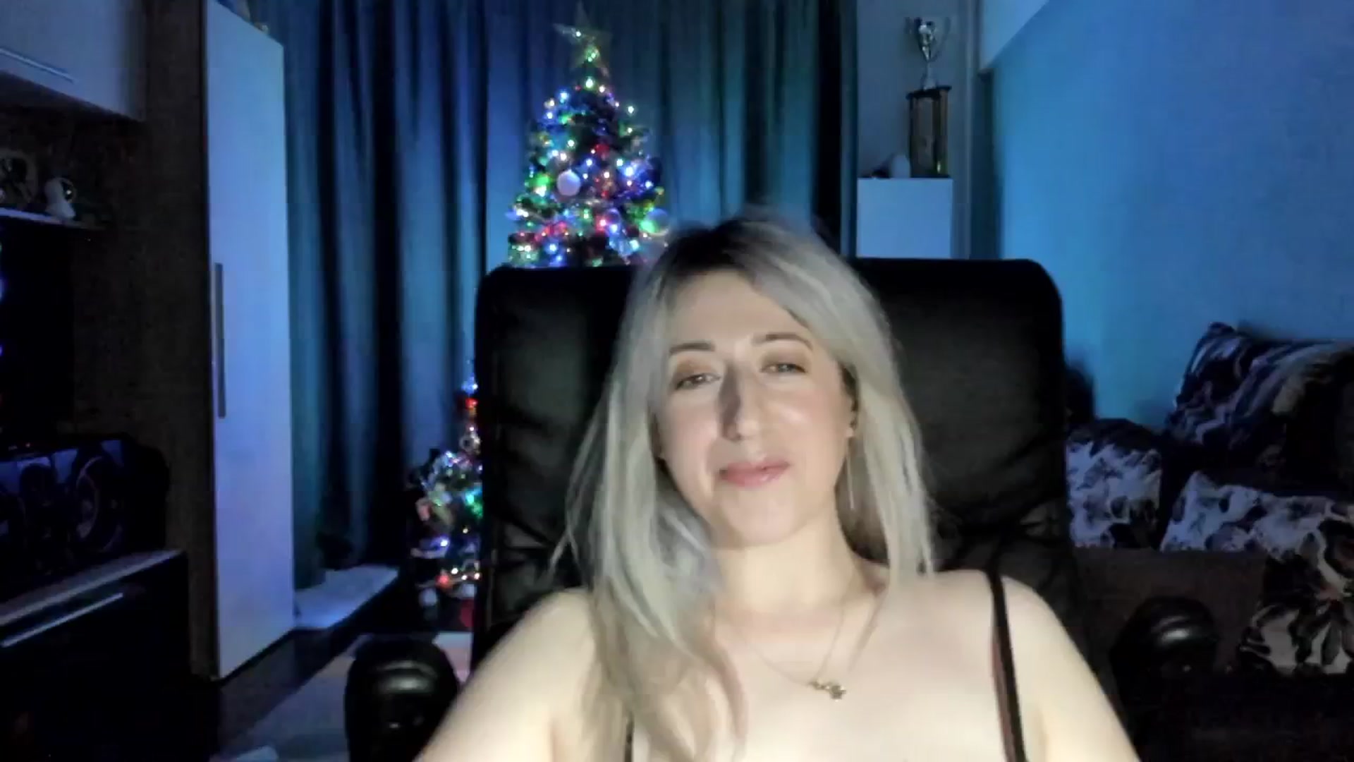Gallery image thumbnail from SweetDelia_'s myfreecams stream on, 12/23/2025, 23:21 image 9 of 20