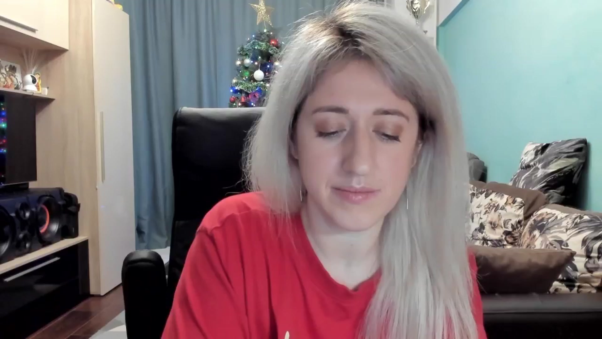 Gallery image thumbnail from SweetDelia_'s myfreecams stream on, 12/25/2025, 24:56 image 16 of 20