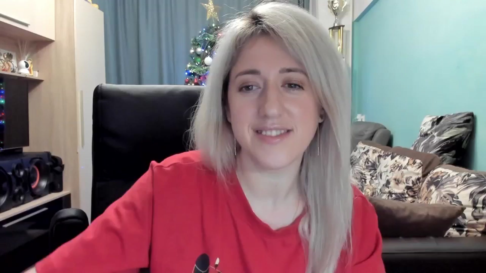 Gallery image thumbnail from SweetDelia_'s myfreecams stream on, 12/25/2025, 01:54 image 18 of 20