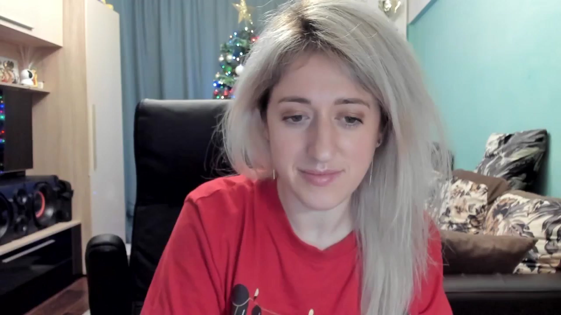 Gallery image thumbnail from SweetDelia_'s myfreecams stream on, 12/25/2025, 01:54 image 1 of 20