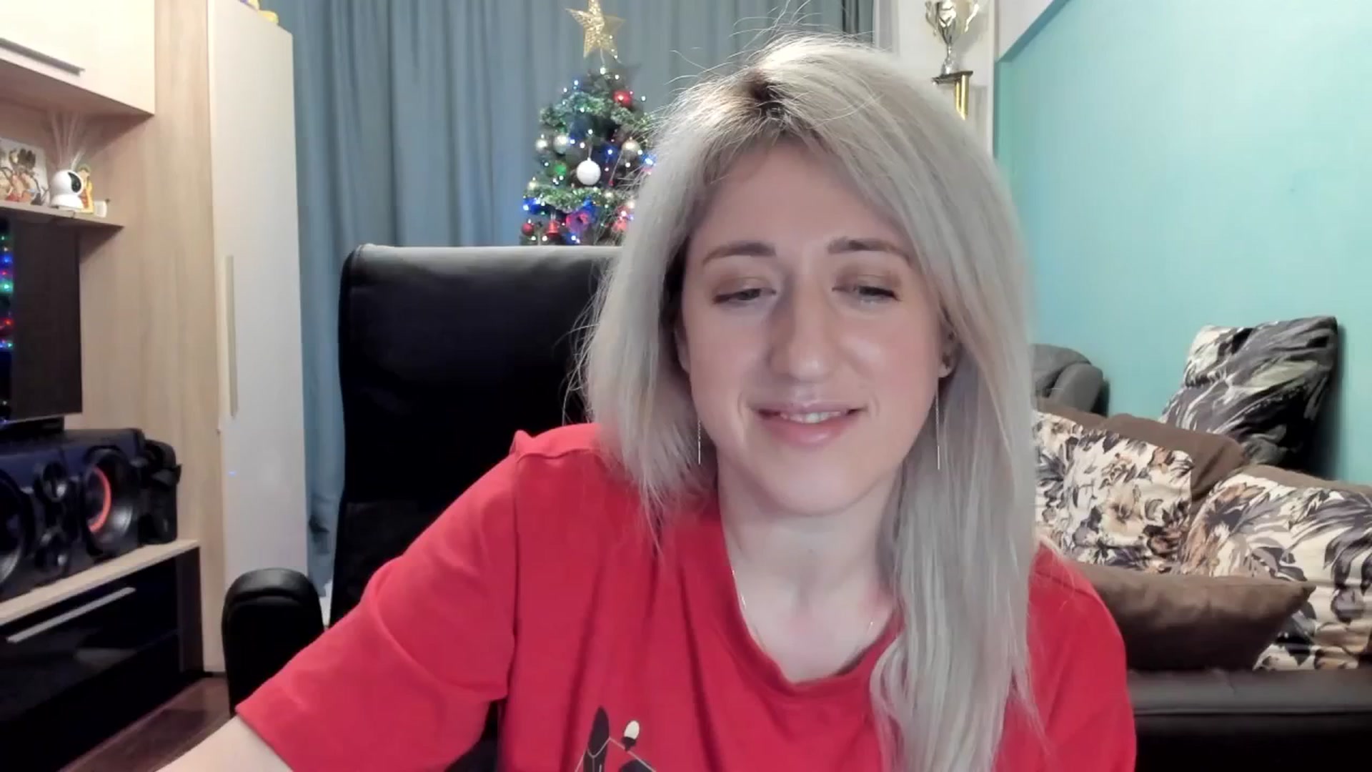 Gallery image thumbnail from SweetDelia_'s myfreecams stream on, 12/25/2025, 01:54 image 15 of 20