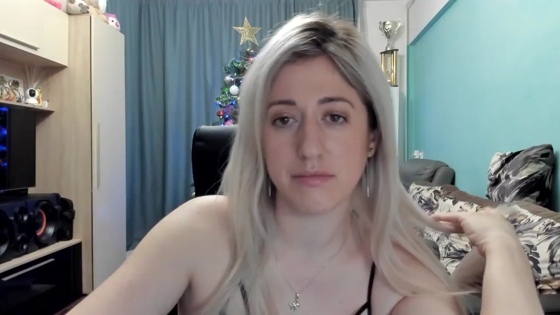 Gallery image thumbnail from SweetDelia_'s myfreecams stream on, 12/29/2025, 20:20 image 11 of 20