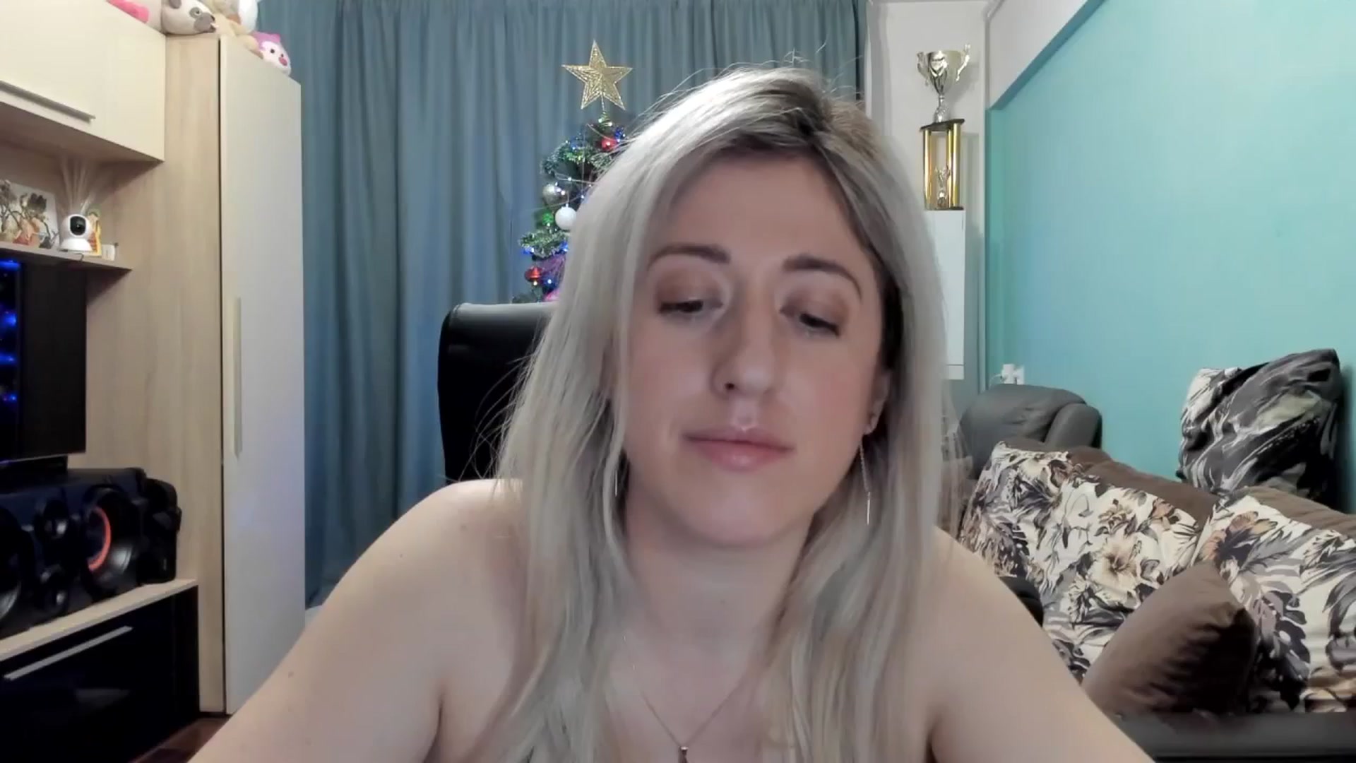 Gallery image thumbnail from SweetDelia_'s myfreecams stream on, 12/29/2025, 20:20 image 7 of 20