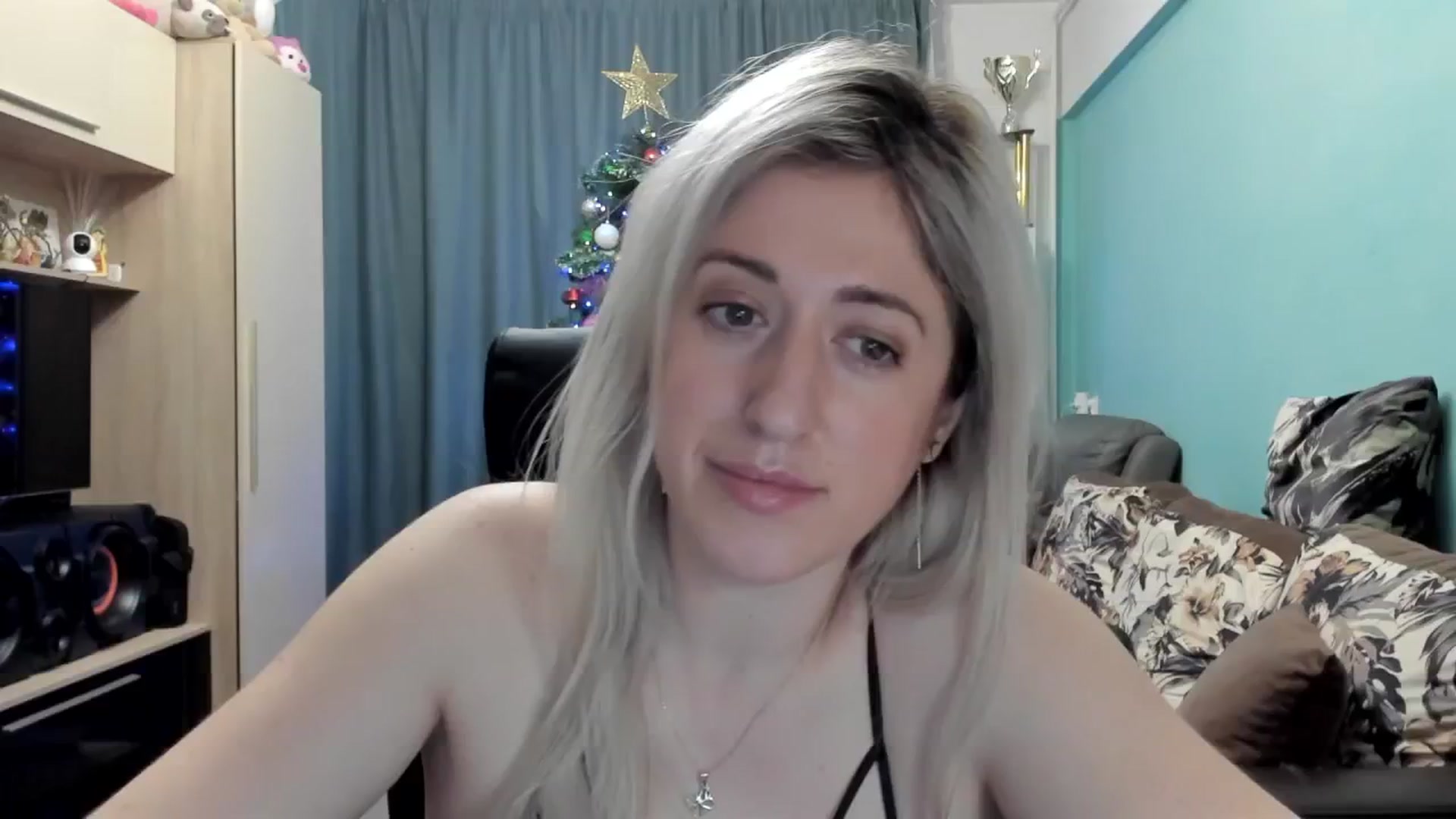 Gallery image thumbnail from SweetDelia_'s myfreecams stream on, 12/29/2025, 20:20 image 5 of 20