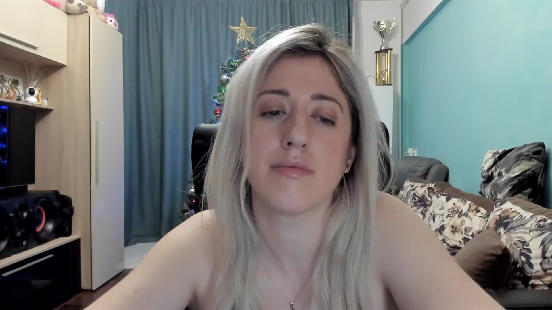Gallery image thumbnail from SweetDelia_'s myfreecams stream on, 12/29/2025, 20:20 image 8 of 20