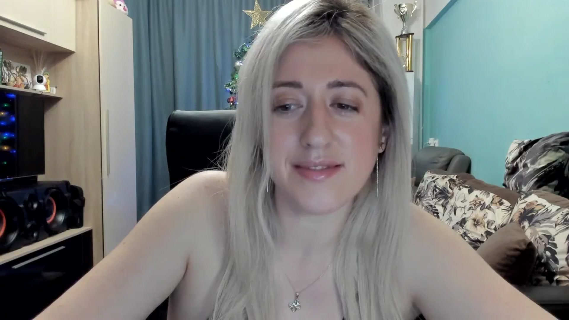 Gallery image thumbnail from SweetDelia_'s myfreecams stream on, 12/29/2025, 22:36 image 7 of 20