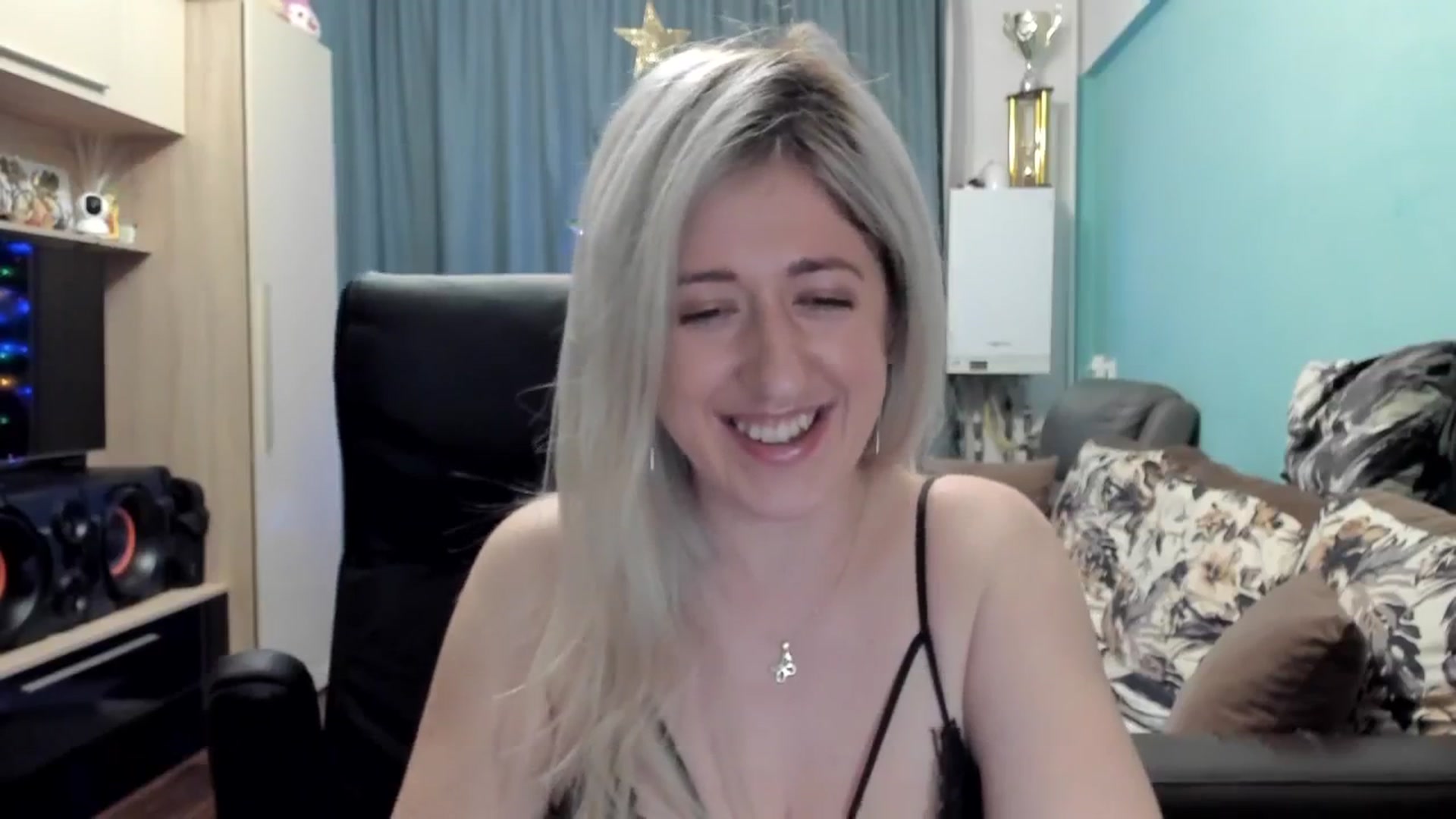 Gallery image thumbnail from SweetDelia_'s myfreecams stream on, 12/29/2025, 22:36 image 20 of 20
