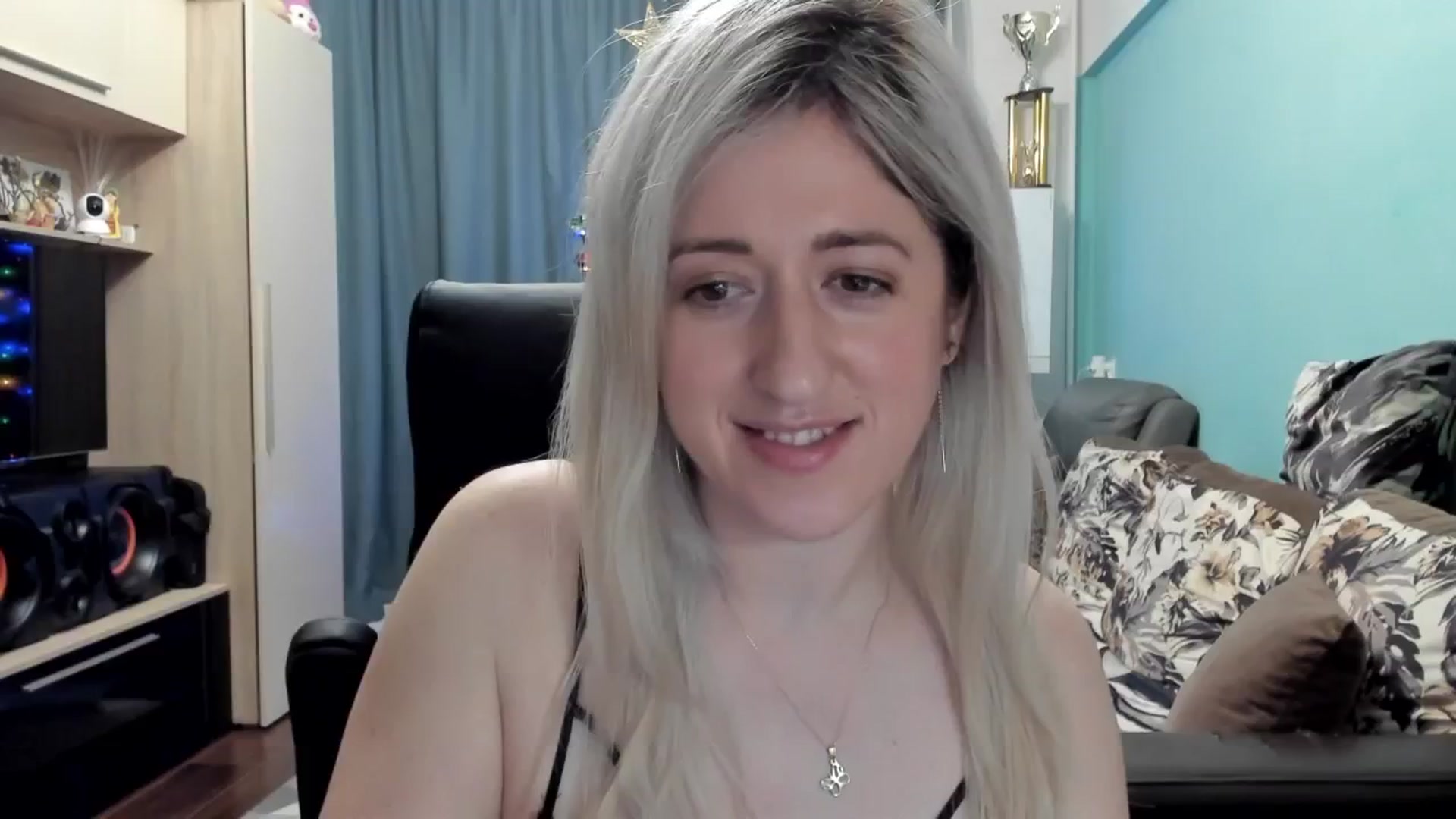 Gallery image thumbnail from SweetDelia_'s myfreecams stream on, 12/29/2025, 23:36 image 20 of 20