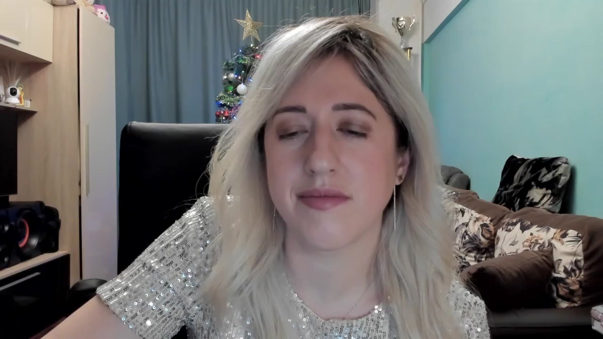 Gallery image thumbnail from SweetDelia_'s myfreecams stream on, 01/03/2026, 24:05 image 12 of 20