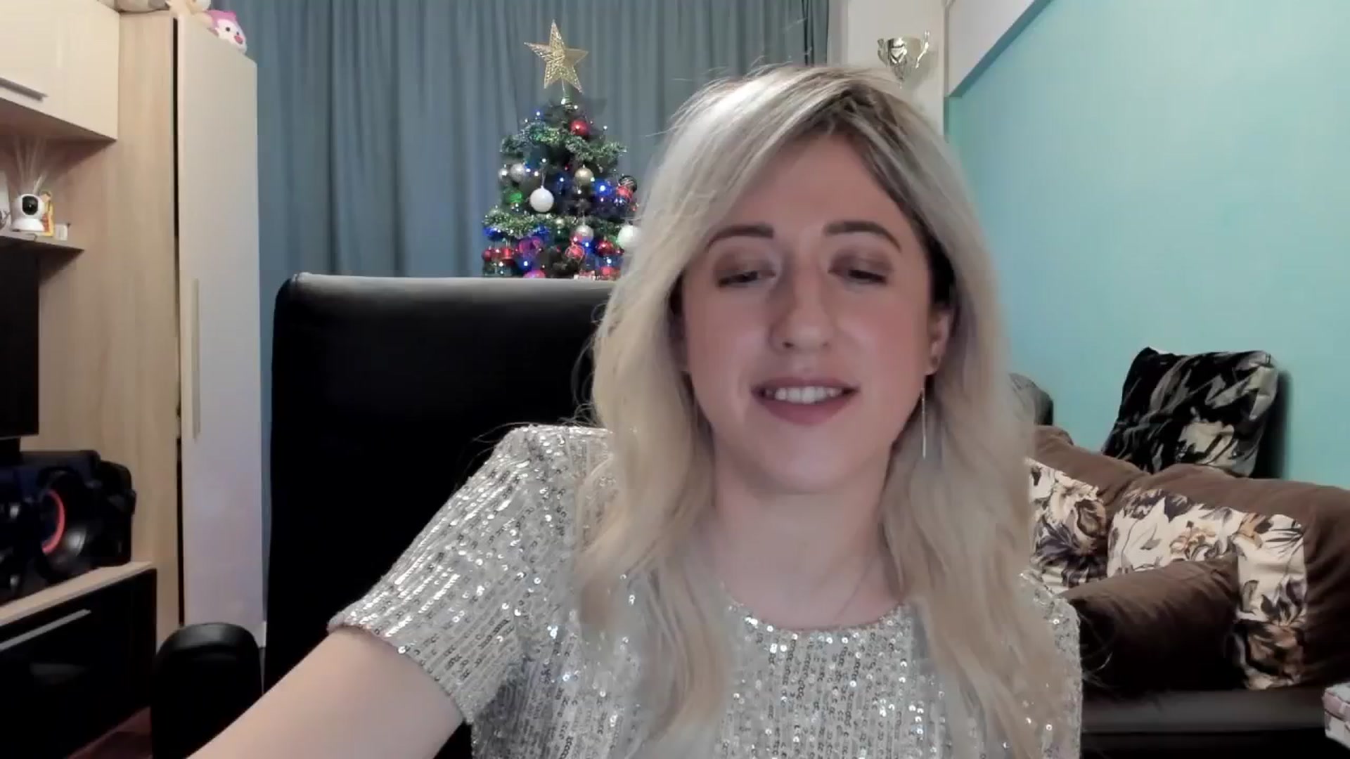Gallery image thumbnail from SweetDelia_'s myfreecams stream on, 01/03/2026, 24:05 image 15 of 20