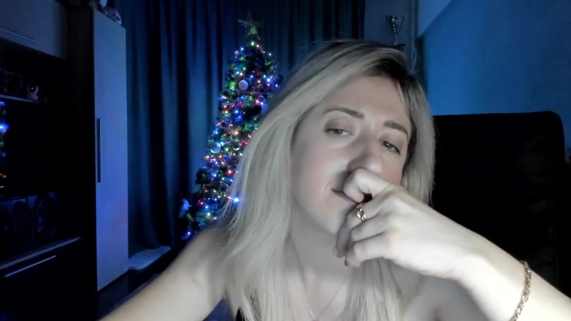 Gallery image thumbnail from SweetDelia_'s myfreecams stream on, 01/04/2026, 02:59 image 14 of 20