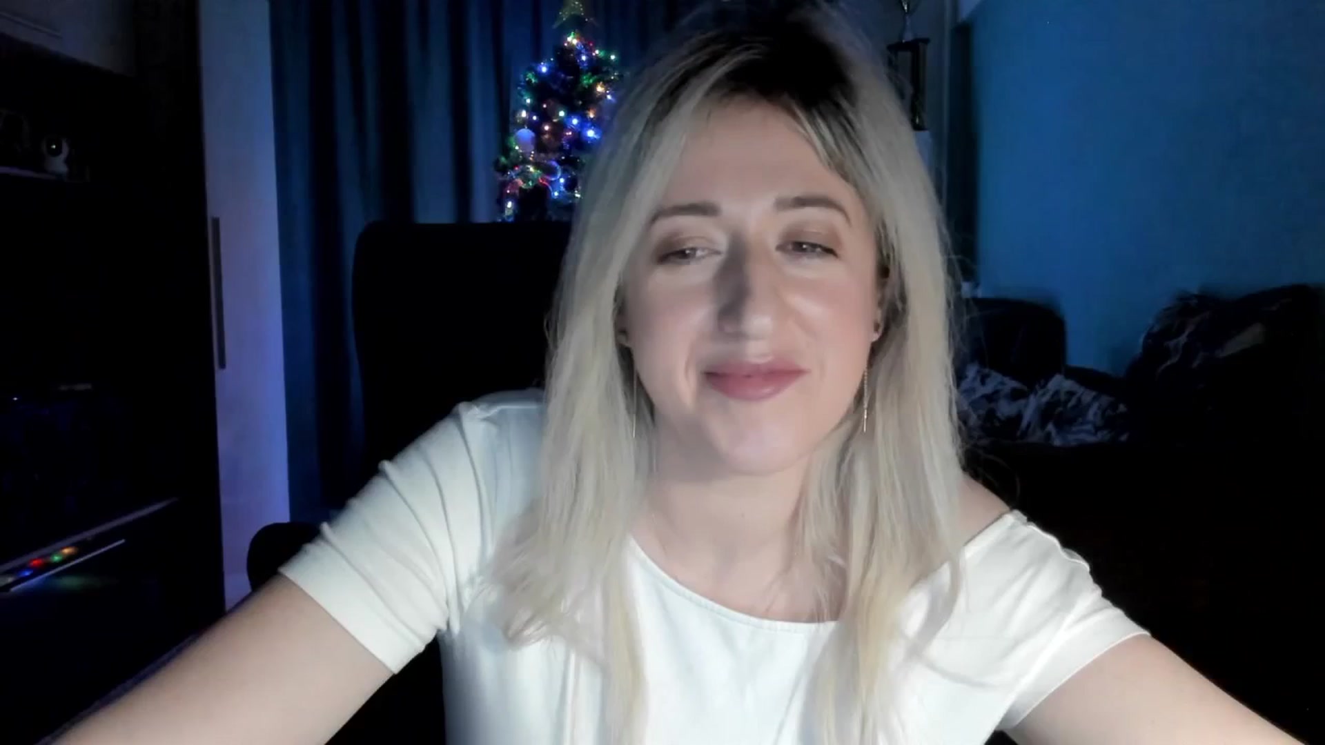 Gallery image thumbnail from SweetDelia_'s myfreecams stream on, 01/05/2026, 01:53 image 3 of 20