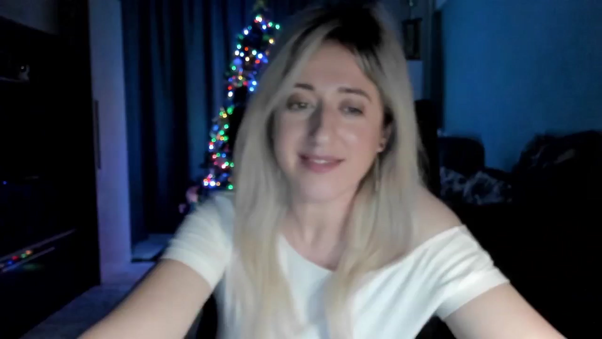 Gallery image thumbnail from SweetDelia_'s myfreecams stream on, 01/05/2026, 03:06 image 20 of 20