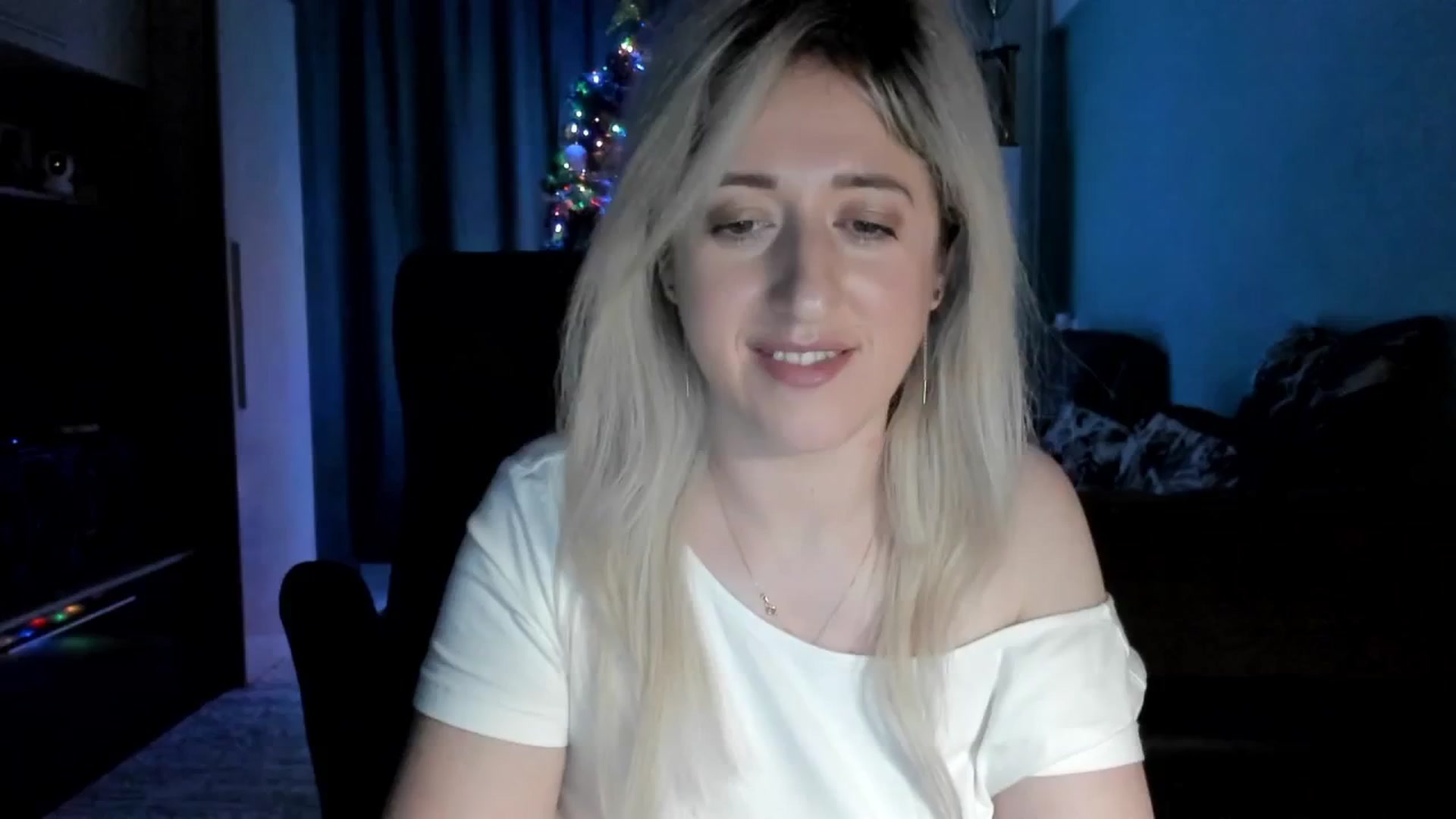 Gallery image thumbnail from SweetDelia_'s myfreecams stream on, 01/05/2026, 03:06 image 19 of 20