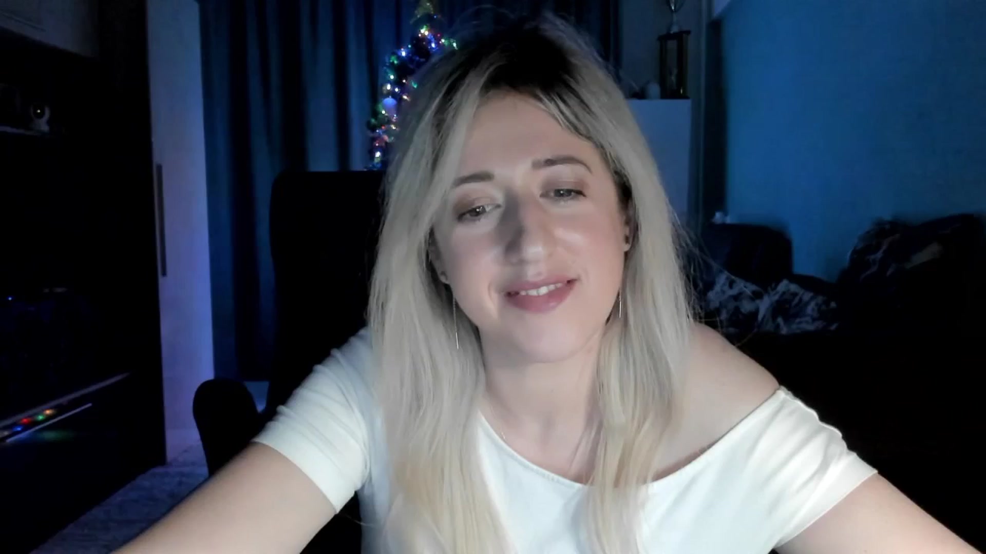 Gallery image thumbnail from SweetDelia_'s myfreecams stream on, 01/05/2026, 03:06 image 18 of 20