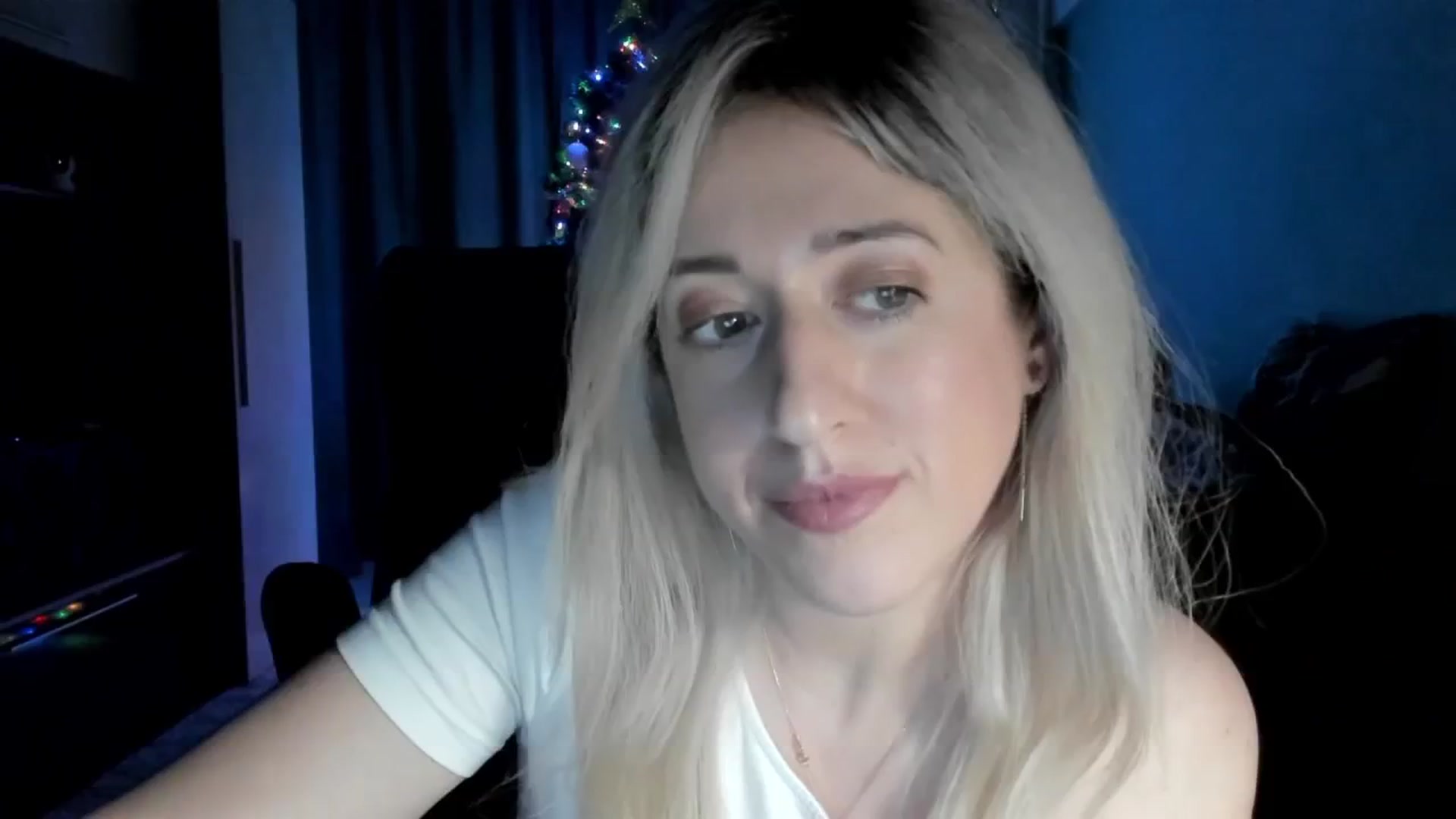 Gallery image thumbnail from SweetDelia_'s myfreecams stream on, 01/05/2026, 03:06 image 9 of 20