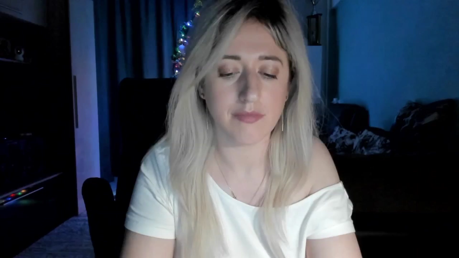 Gallery image thumbnail from SweetDelia_'s myfreecams stream on, 01/05/2026, 03:06 image 10 of 20