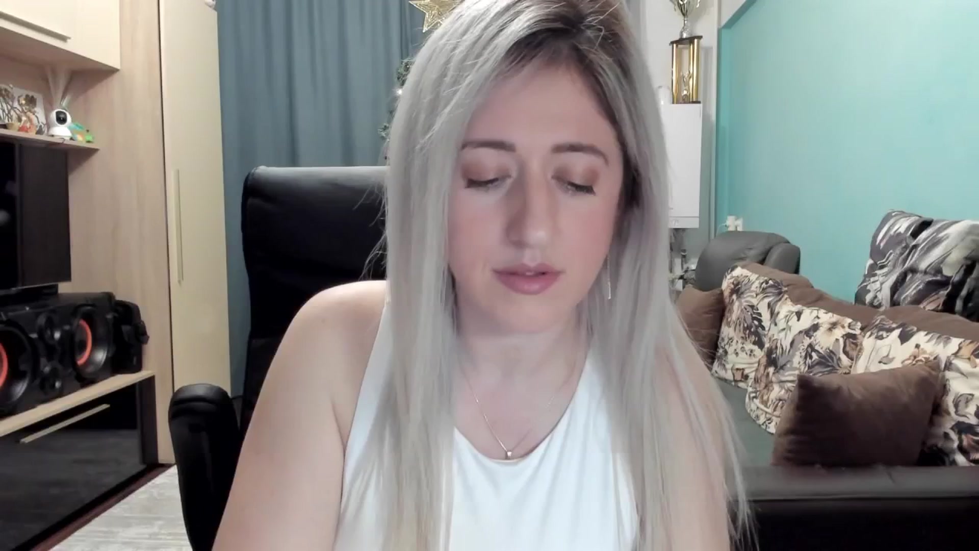 Gallery image thumbnail from SweetDelia_'s myfreecams stream on, 01/14/2026, 23:31 image 12 of 20