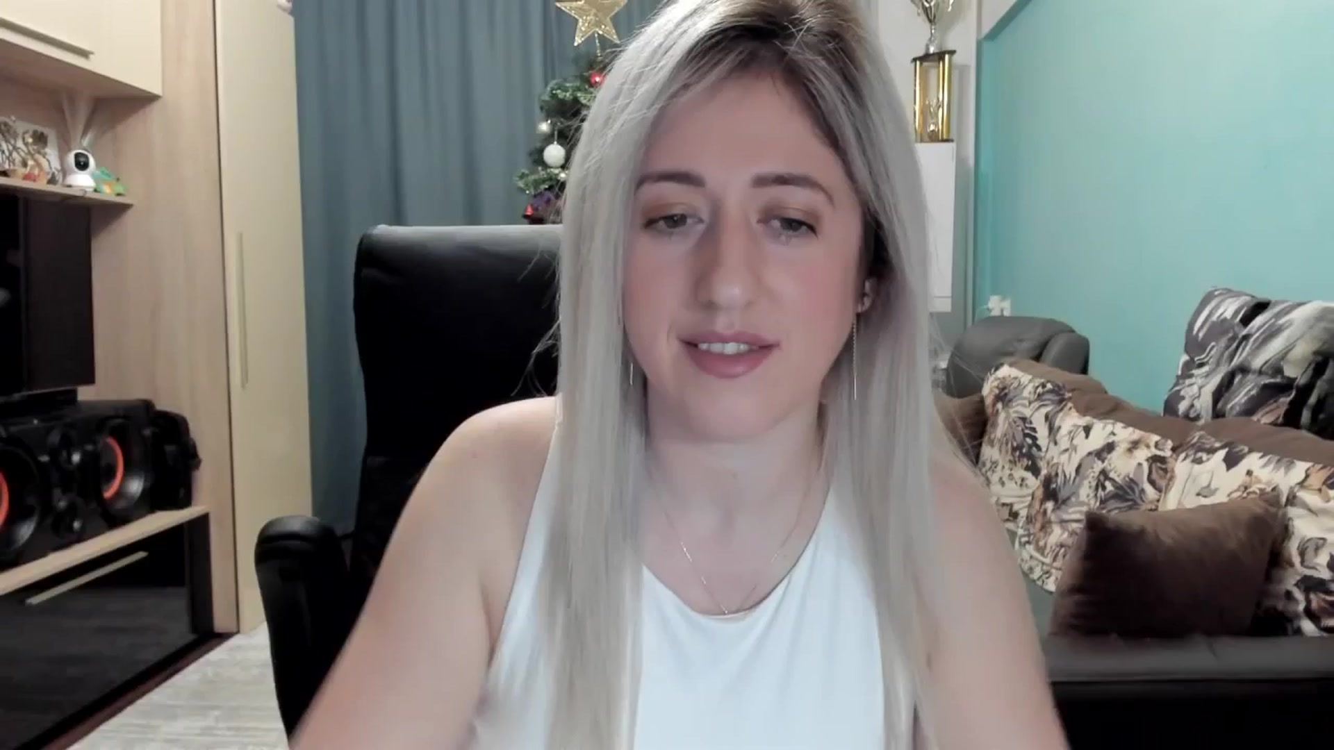 Gallery image thumbnail from SweetDelia_'s myfreecams stream on, 01/14/2026, 23:31 image 9 of 20