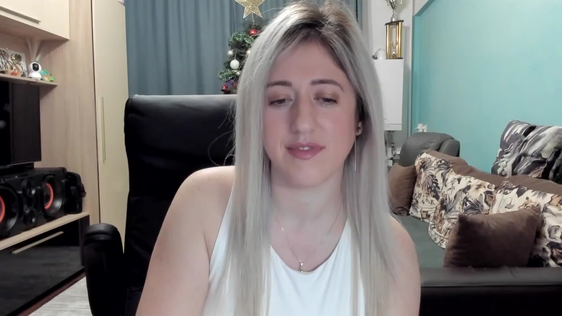 Gallery image thumbnail from SweetDelia_'s myfreecams stream on, 01/14/2026, 23:31 image 17 of 20