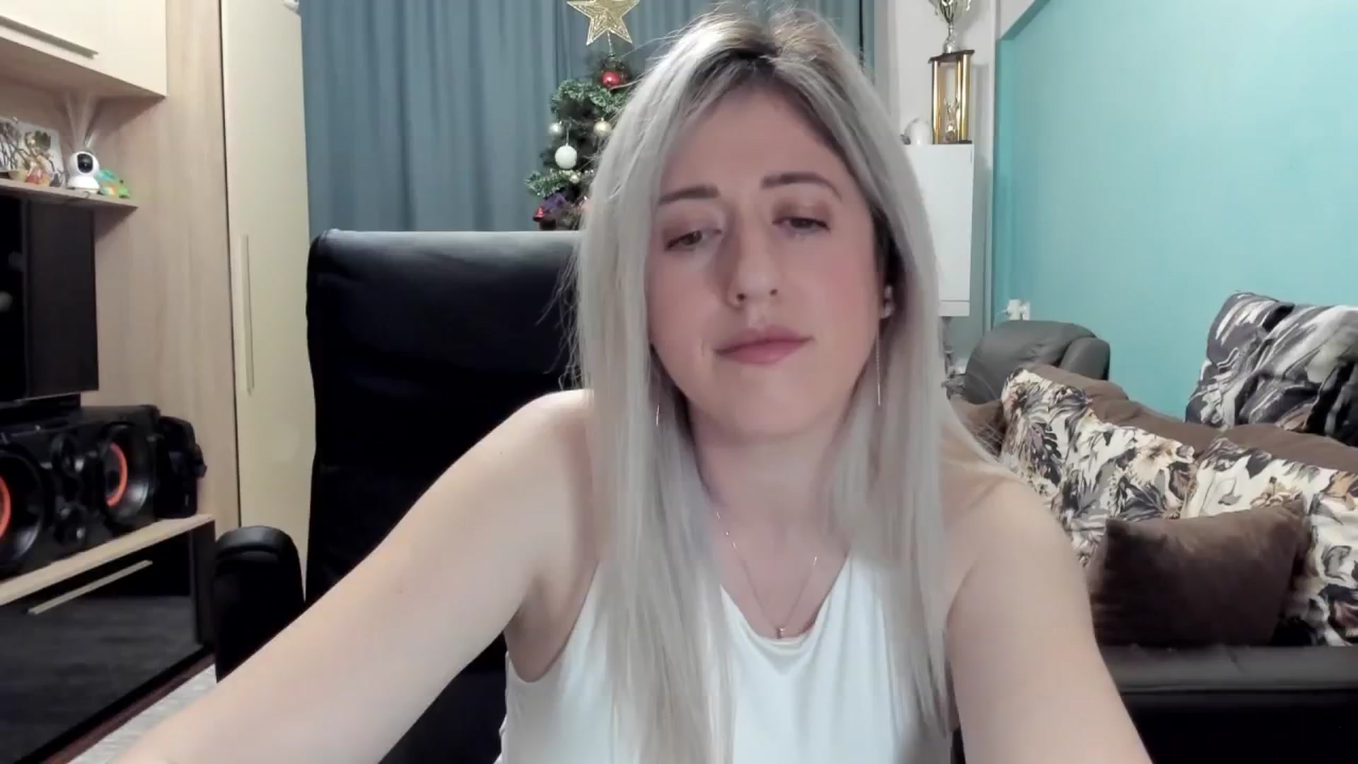 Gallery image thumbnail from SweetDelia_'s myfreecams stream on, 01/14/2026, 23:31 image 6 of 20