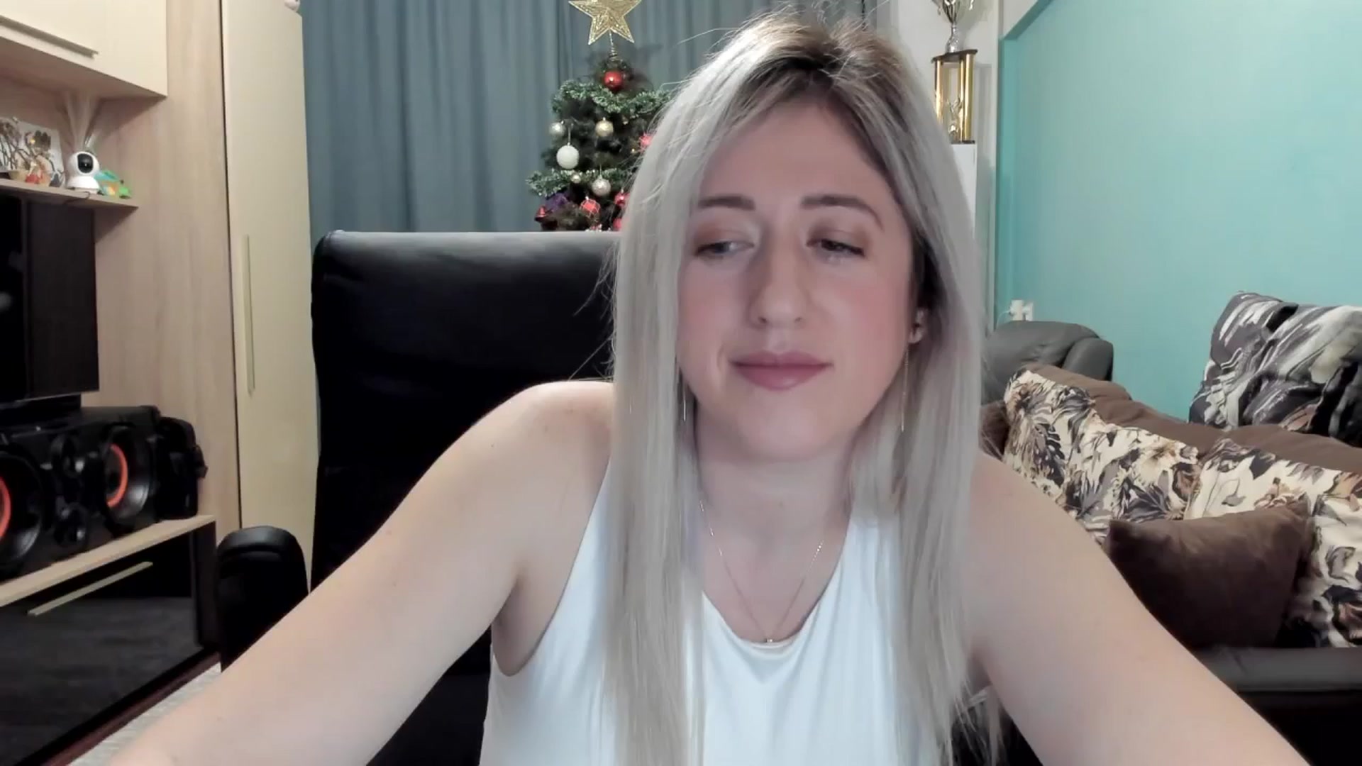 Gallery image thumbnail from SweetDelia_'s myfreecams stream on, 01/14/2026, 23:31 image 5 of 20