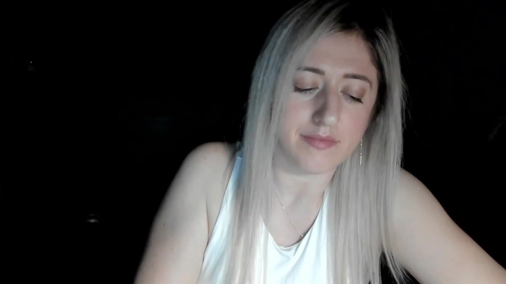 Gallery image thumbnail from SweetDelia_'s myfreecams stream on, 01/15/2026, 01:34 image 17 of 20