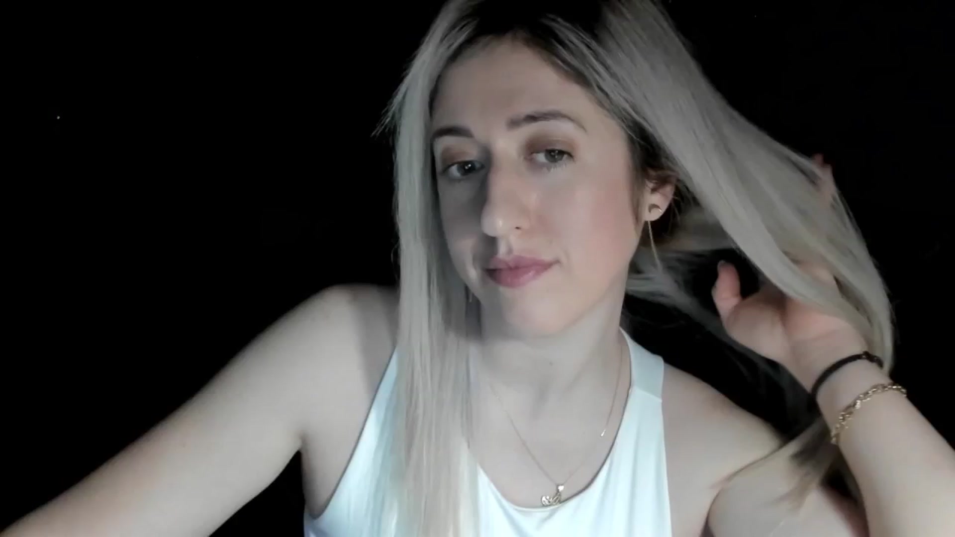 Gallery image thumbnail from SweetDelia_'s myfreecams stream on, 01/15/2026, 01:34 image 7 of 20