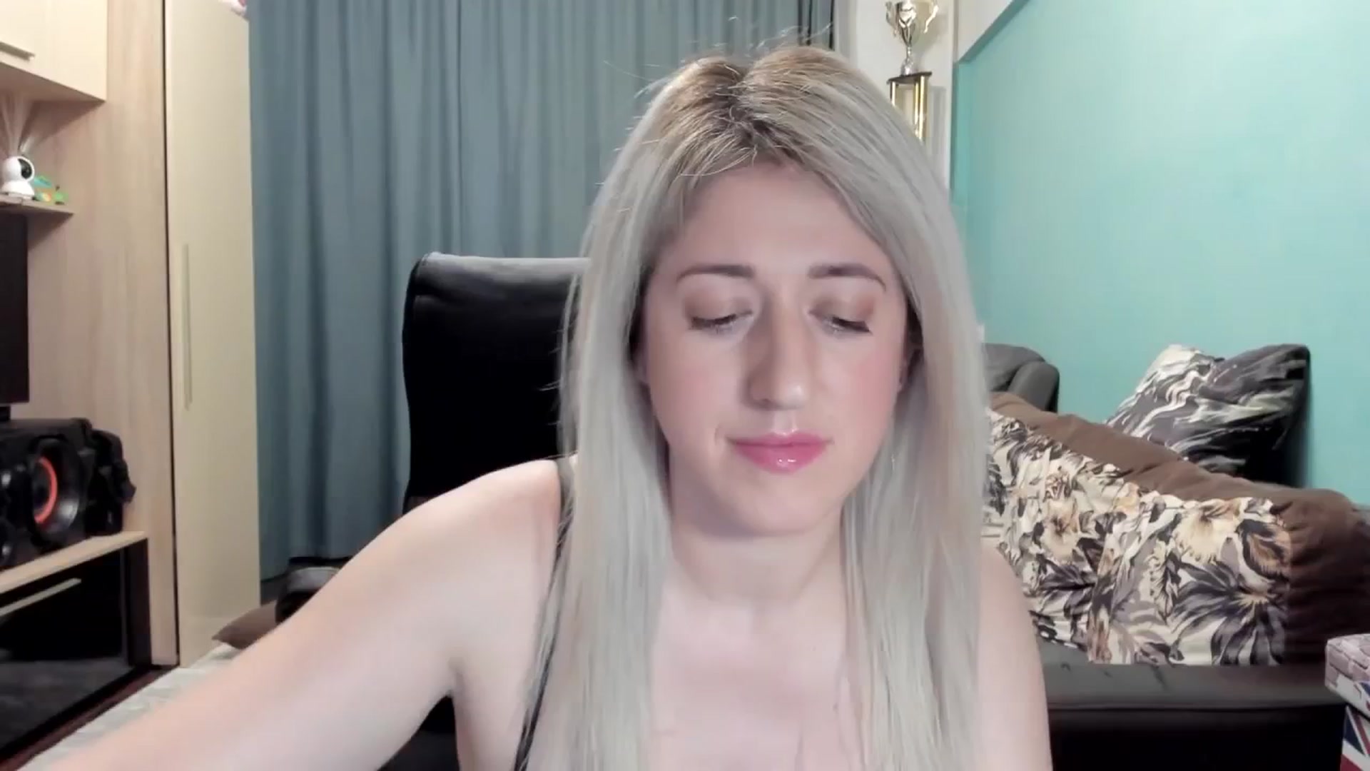 Gallery image thumbnail from SweetDelia_'s myfreecams stream on, 01/21/2026, 23:09 image 16 of 20