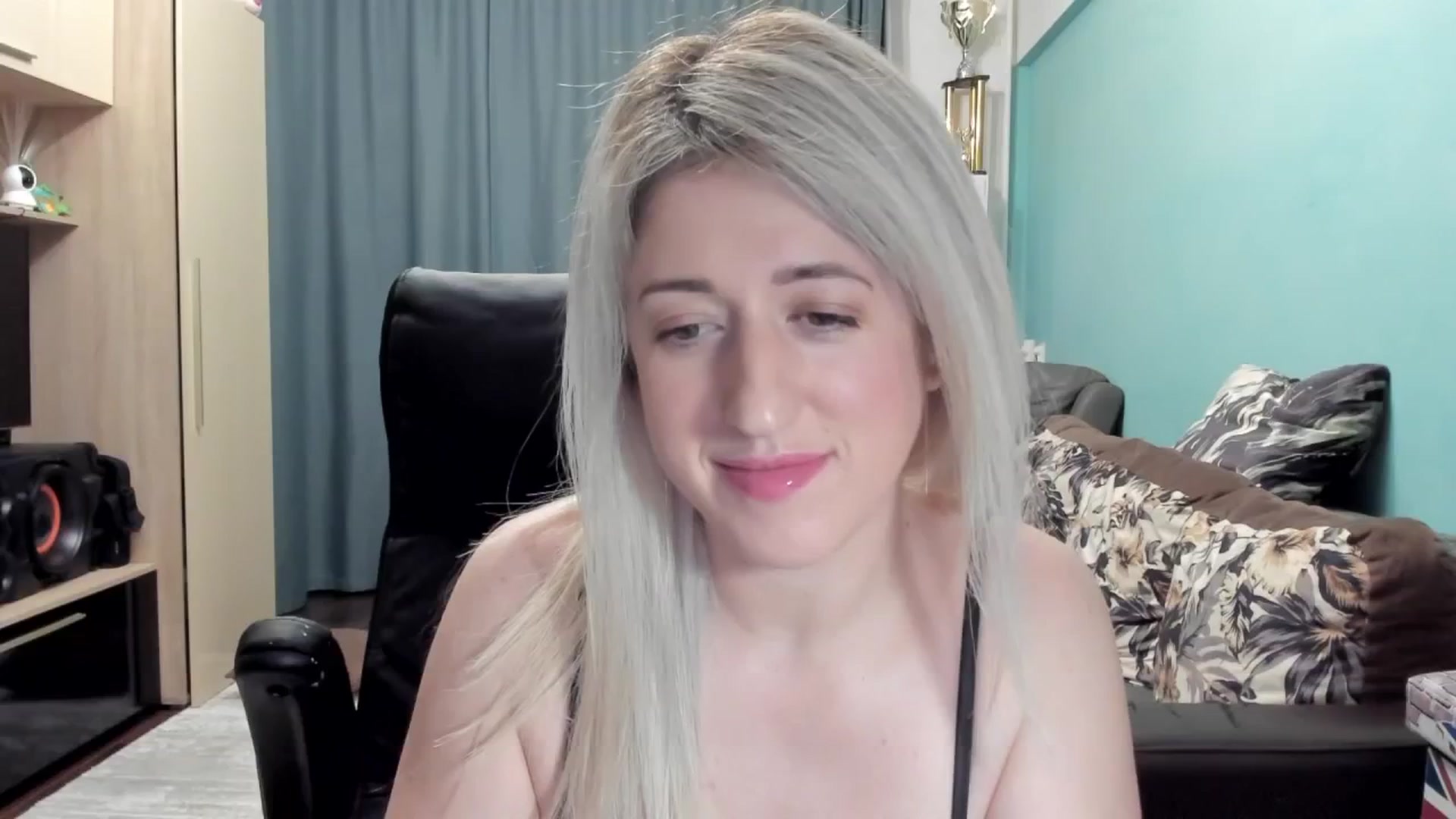 Gallery image thumbnail from SweetDelia_'s myfreecams stream on, 01/21/2026, 23:09 image 4 of 20