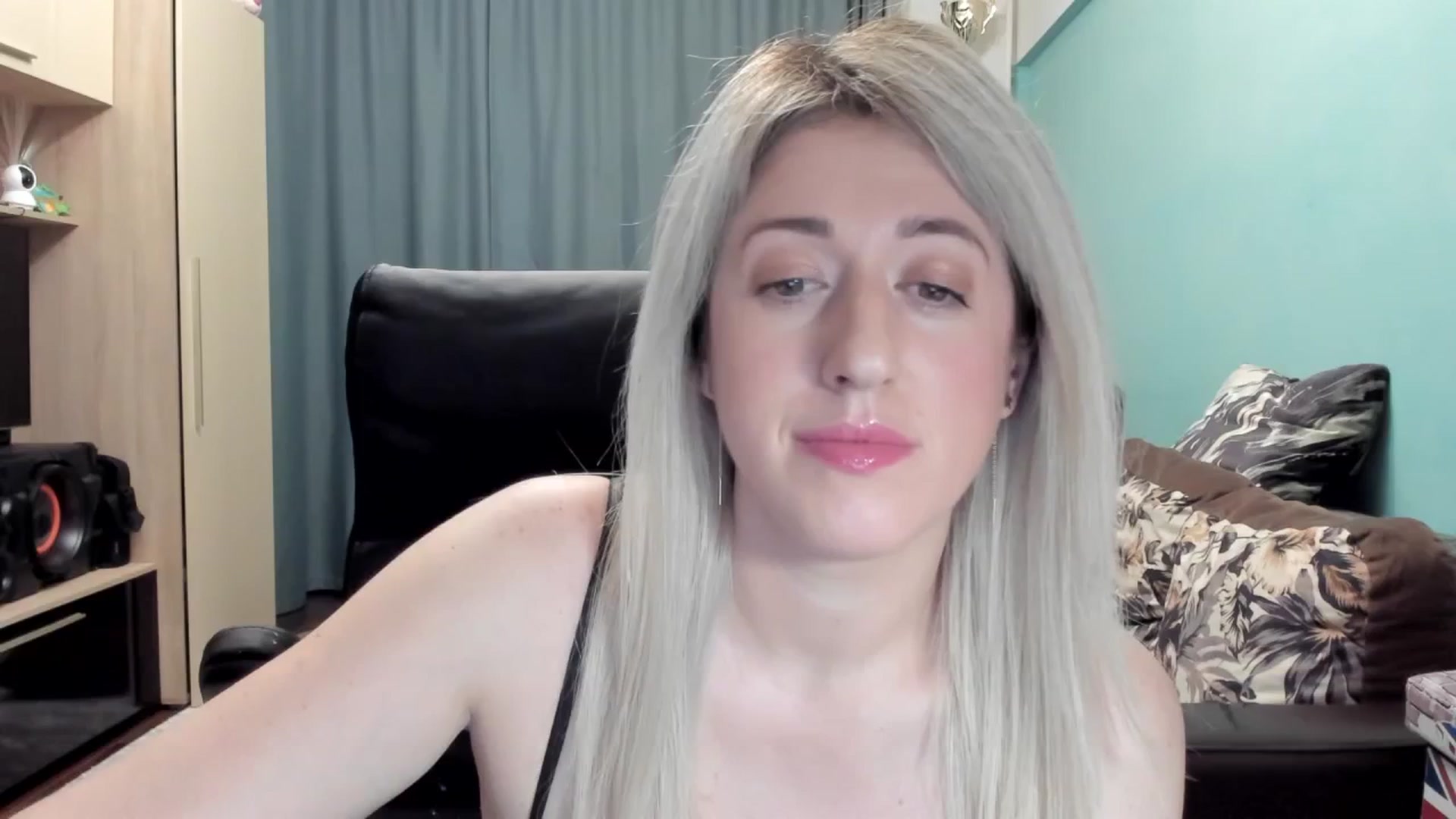 Gallery image thumbnail from SweetDelia_'s myfreecams stream on, 01/21/2026, 23:09 image 1 of 20