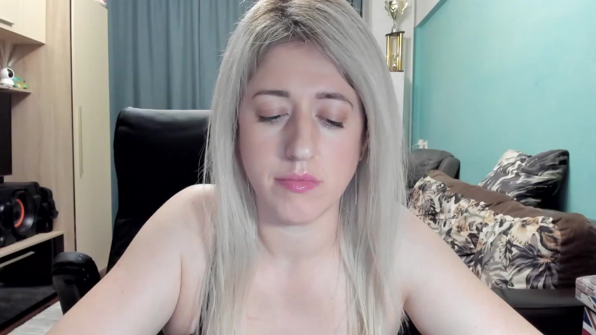 Gallery image thumbnail from SweetDelia_'s myfreecams stream on, 01/22/2026, 24:30 image 1 of 20