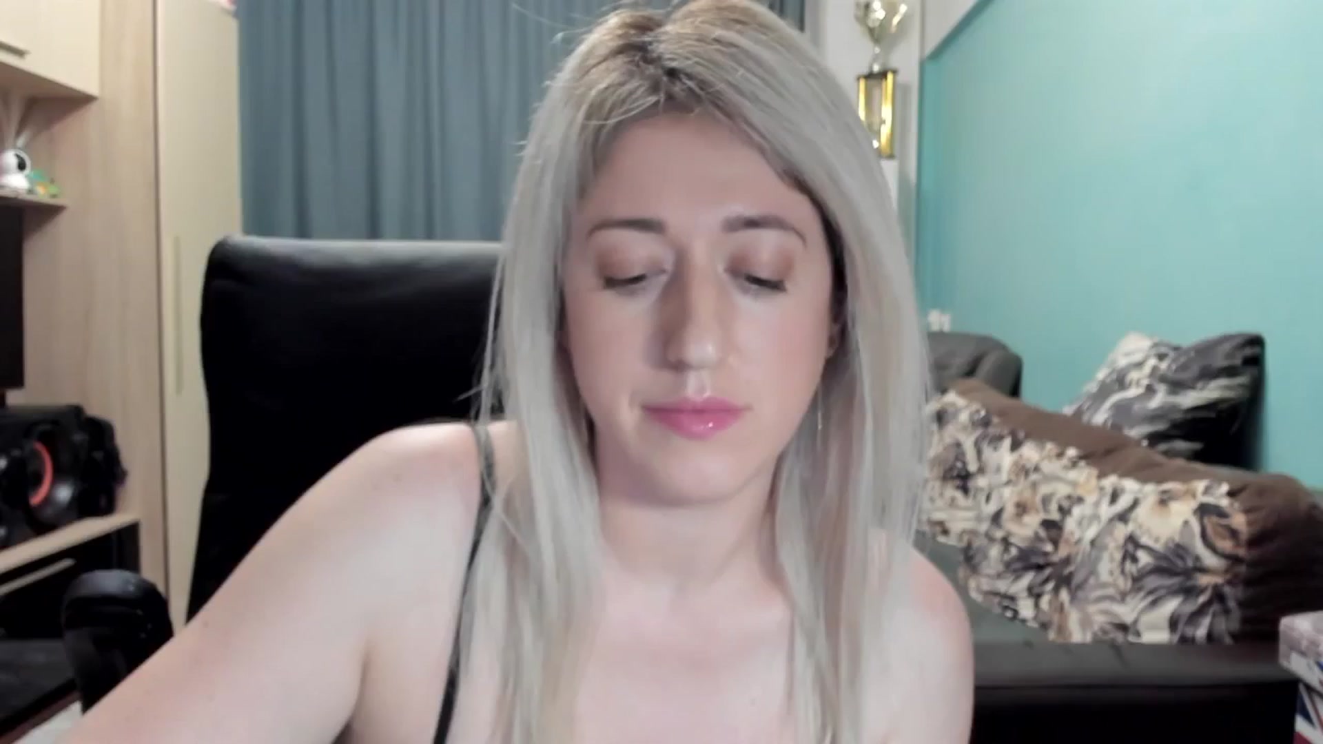 Gallery image thumbnail from SweetDelia_'s myfreecams stream on, 01/22/2026, 24:30 image 10 of 20