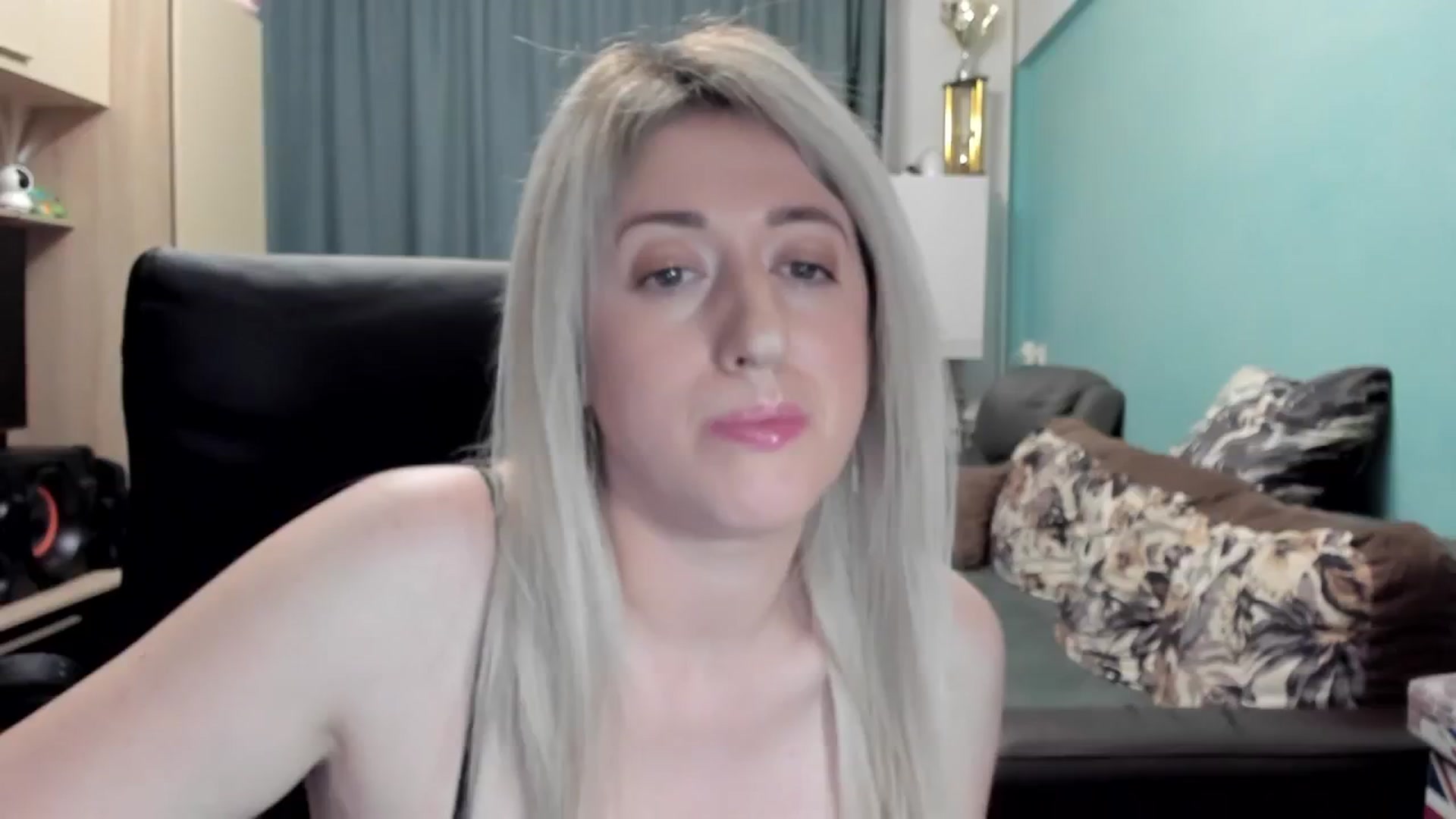 Gallery image thumbnail from SweetDelia_'s myfreecams stream on, 01/22/2026, 24:30 image 15 of 20