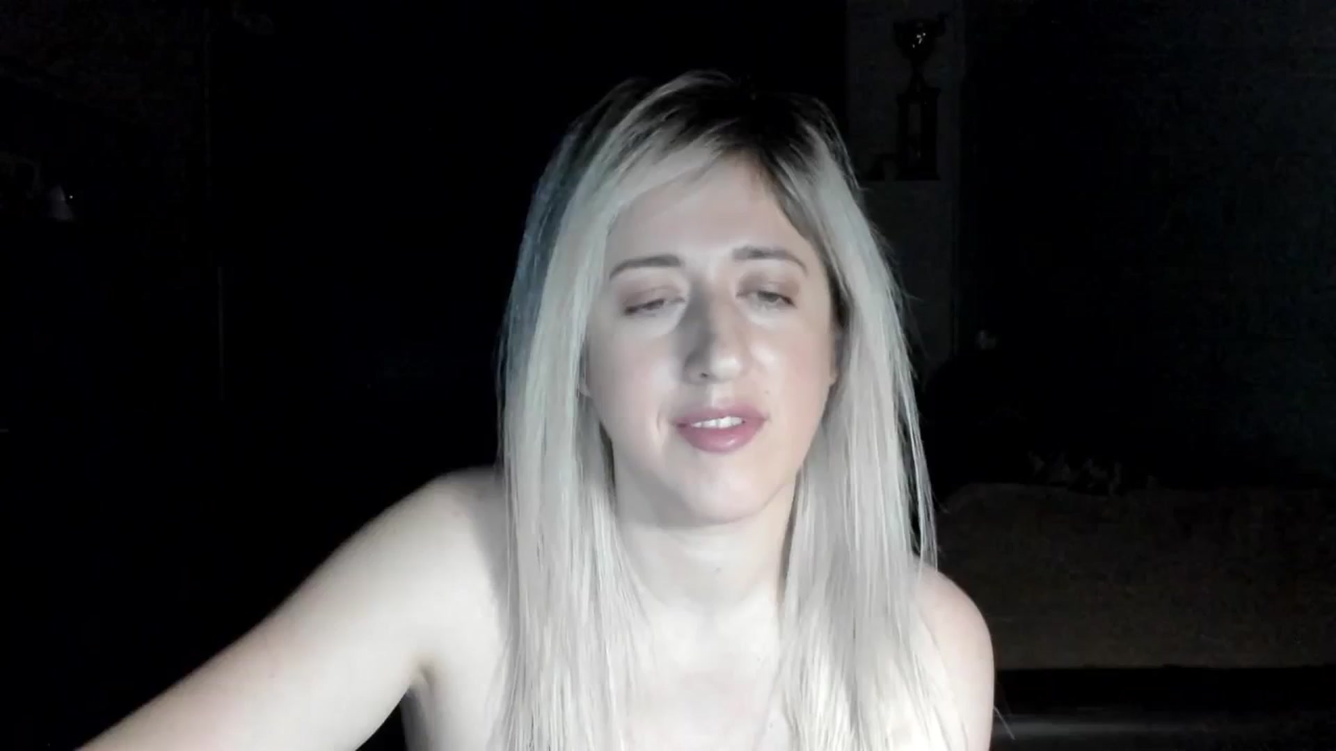 Gallery image thumbnail from SweetDelia_'s myfreecams stream on, 01/26/2026, 01:43 image 10 of 20